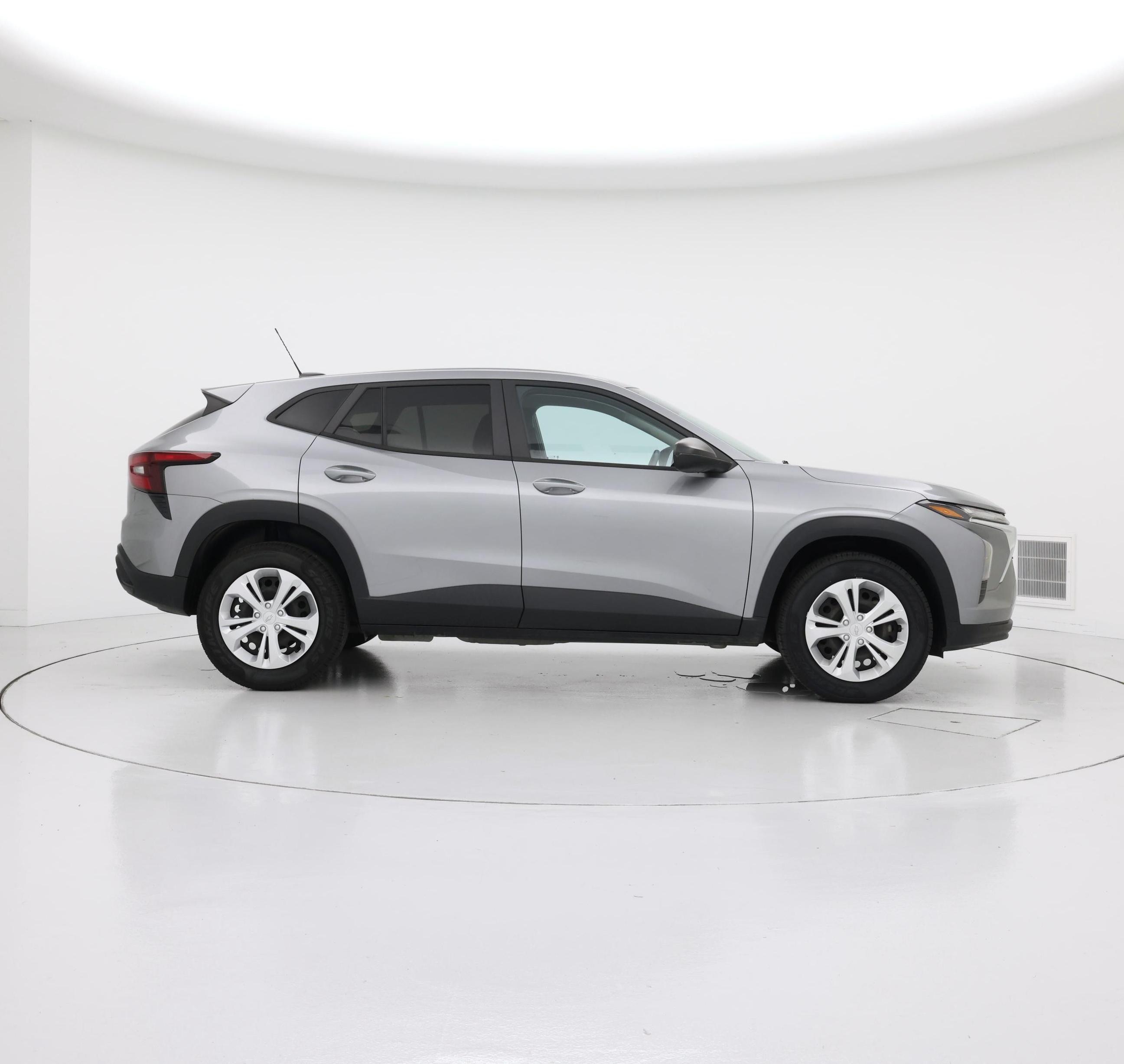 Thumbnail: 2024 Chevrolet Trax - 7