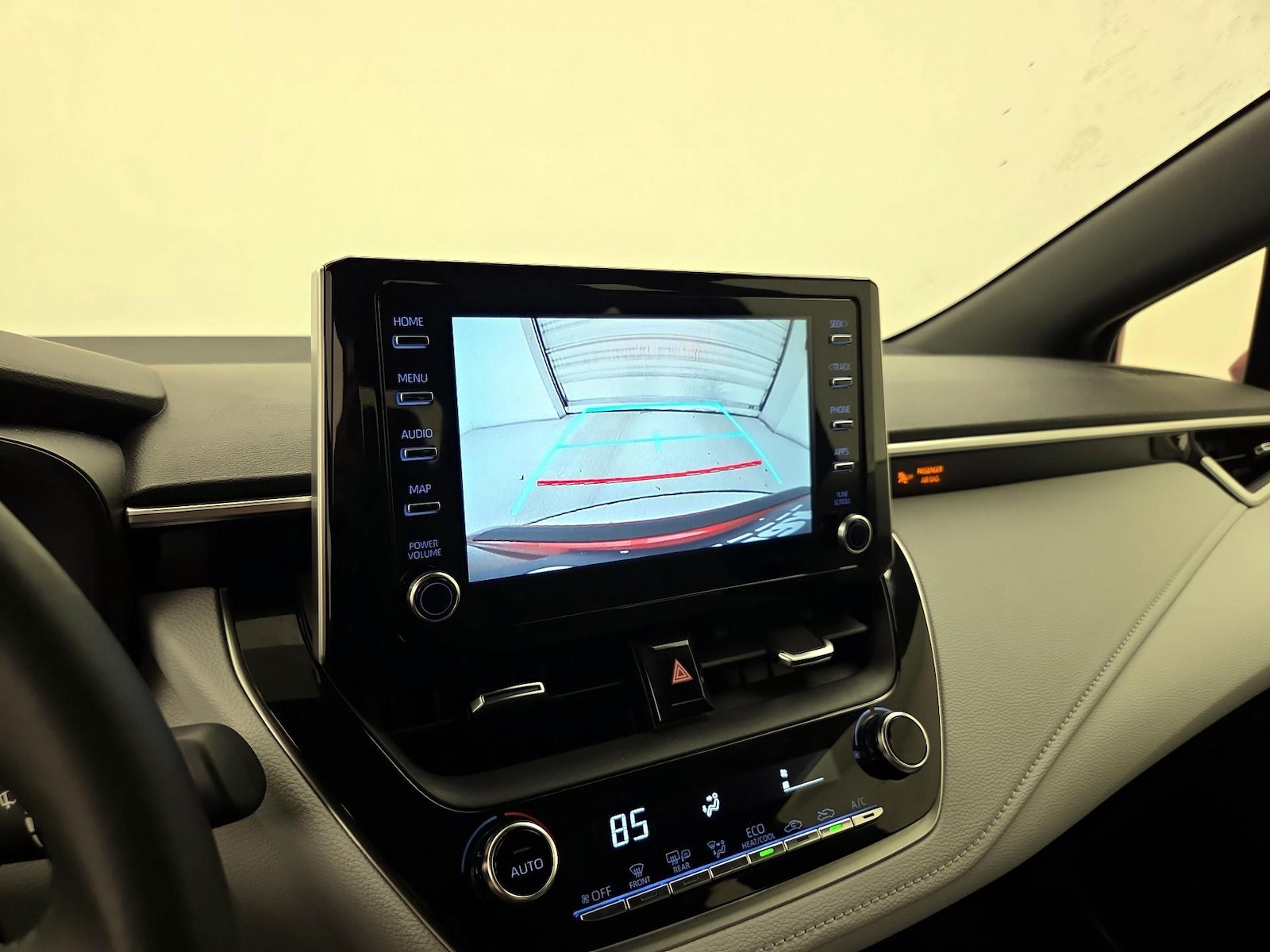 2020 Toyota Corolla SE - Photo 15