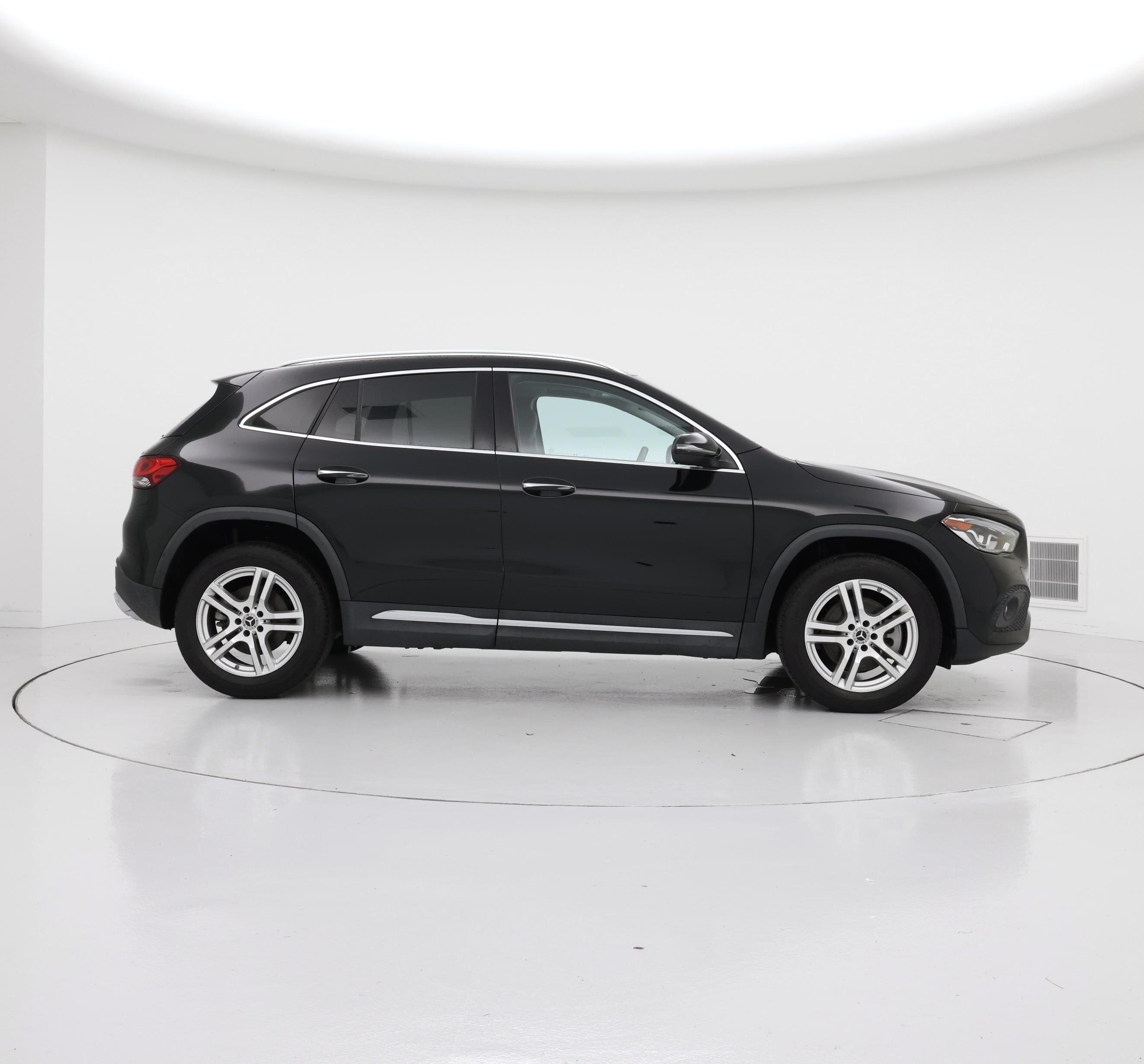 Thumbnail: 2022 Mercedes-Benz GLA - 7