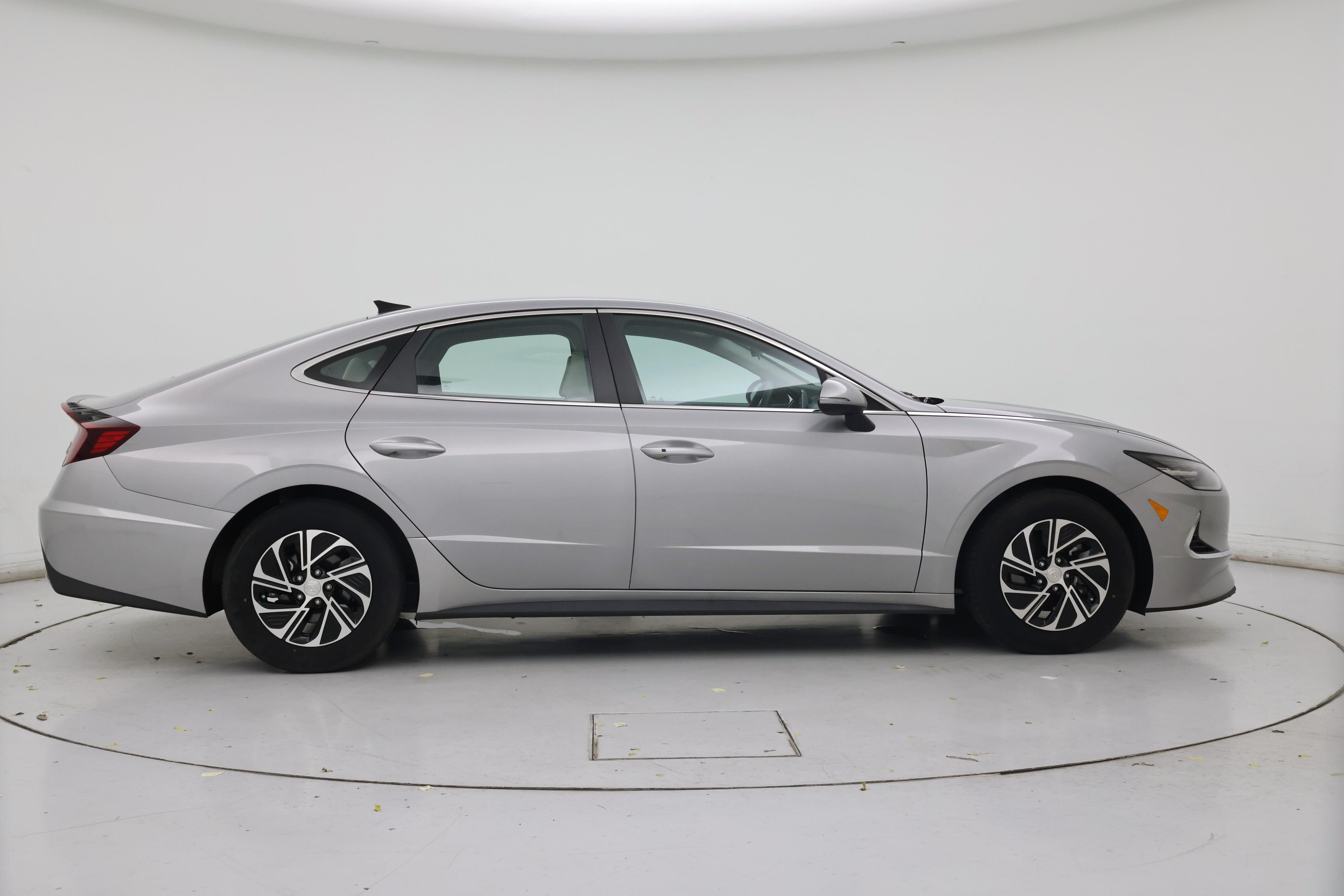 Thumbnail: 2023 Hyundai Sonata - 7