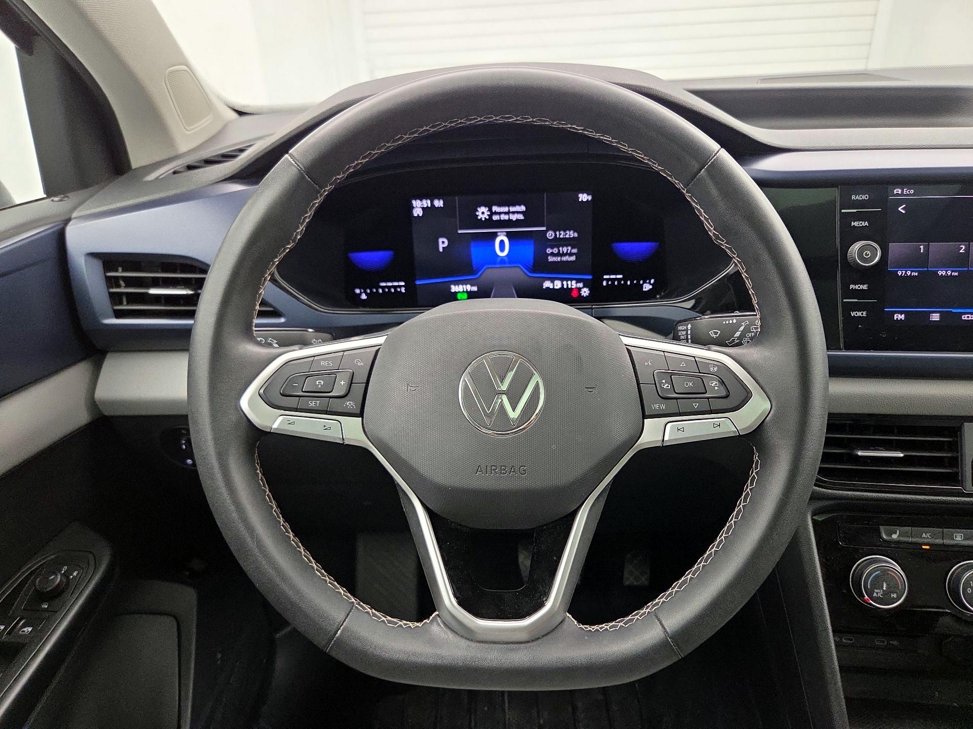 Thumbnail: 2023 Volkswagen Taos - 10