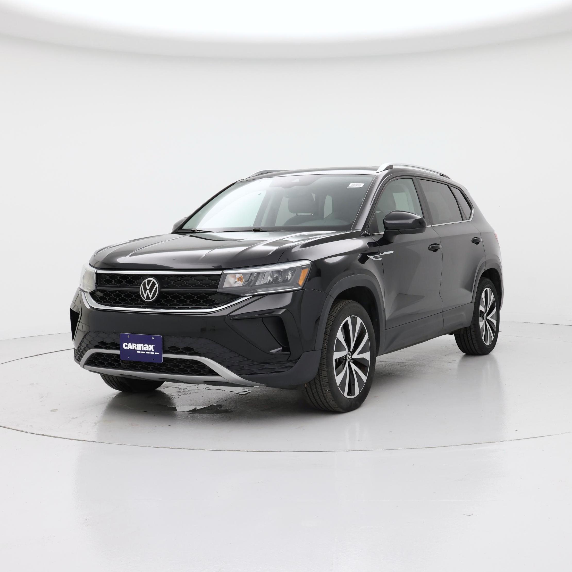 Thumbnail: 2023 Volkswagen Taos - 4