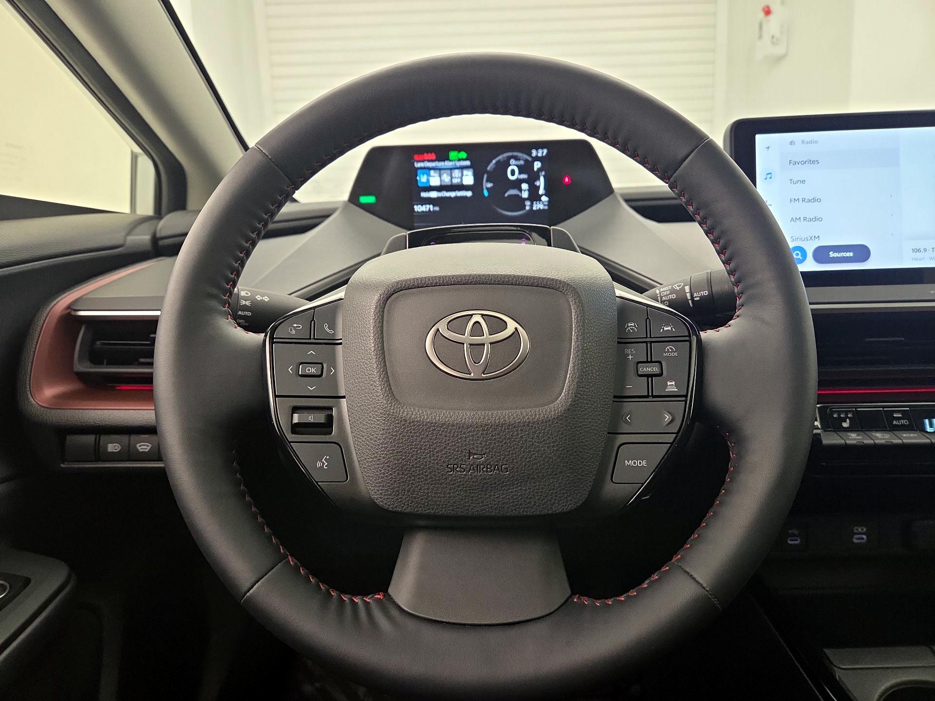 Thumbnail: 2023 Toyota Prius Prime - 10