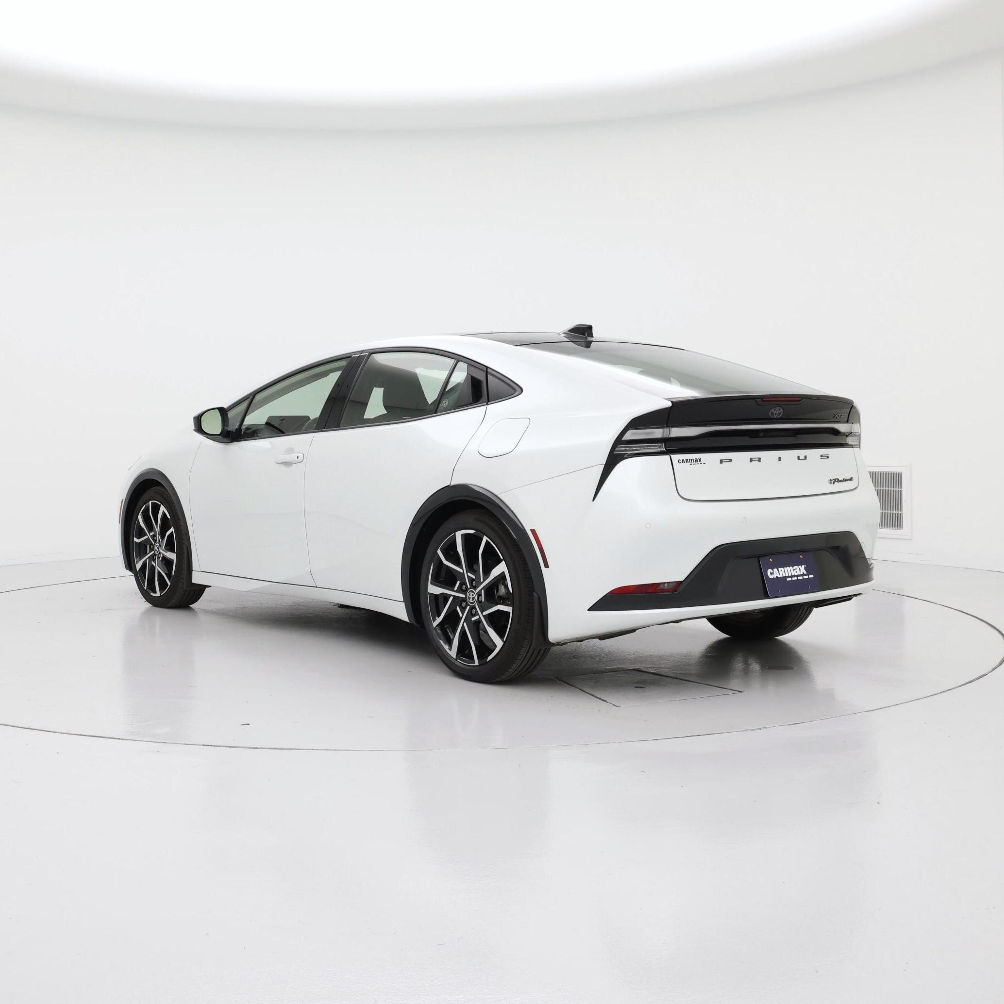 Thumbnail: 2023 Toyota Prius Prime - 2