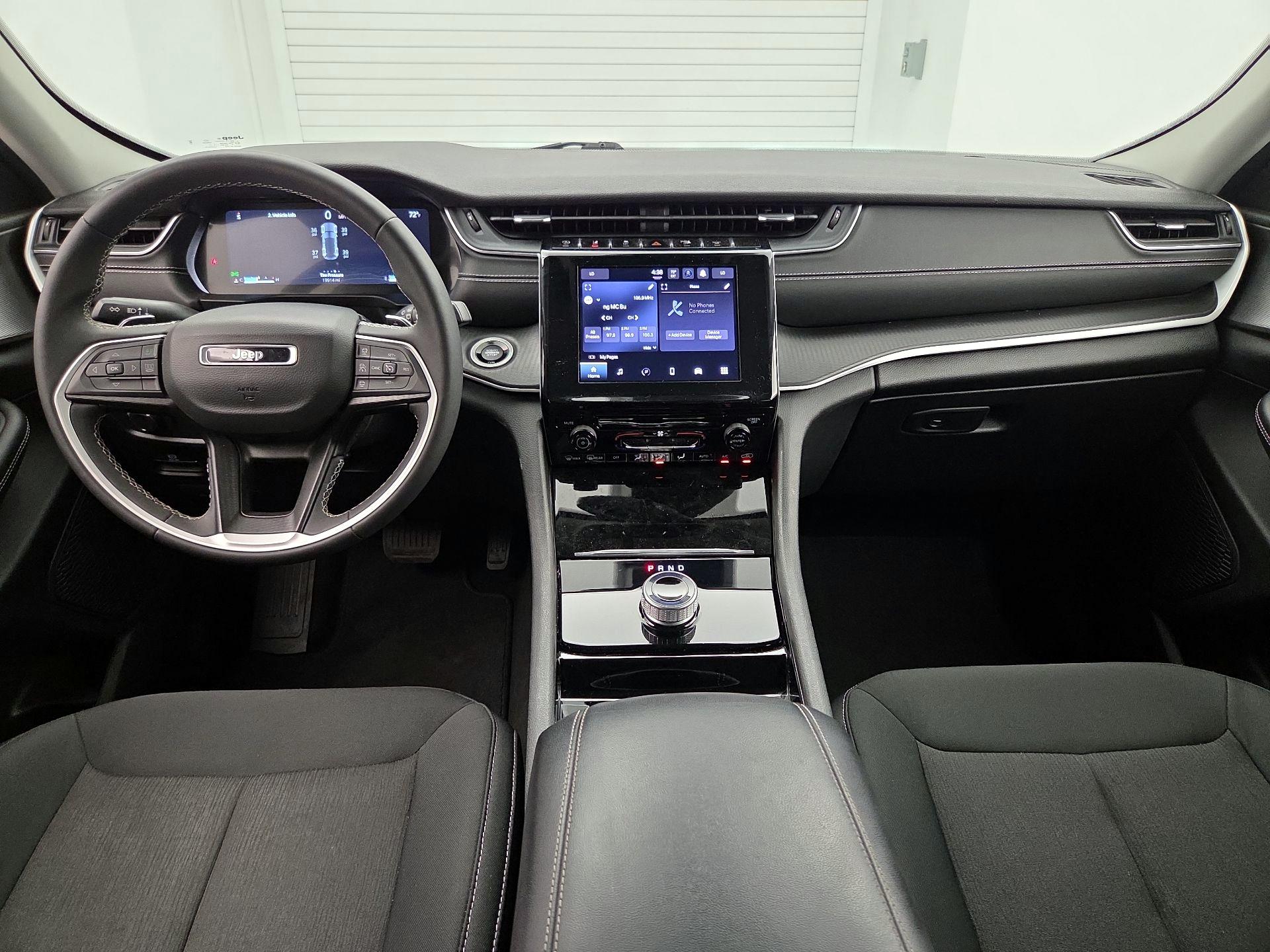 Thumbnail: 2023 Jeep Grand Cherokee - 9