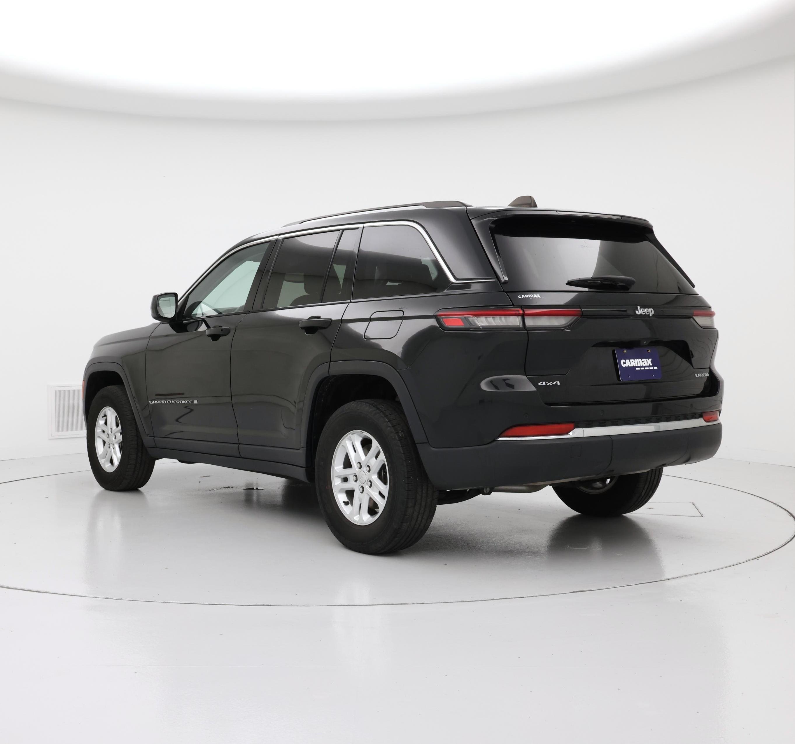 Thumbnail: 2023 Jeep Grand Cherokee - 2