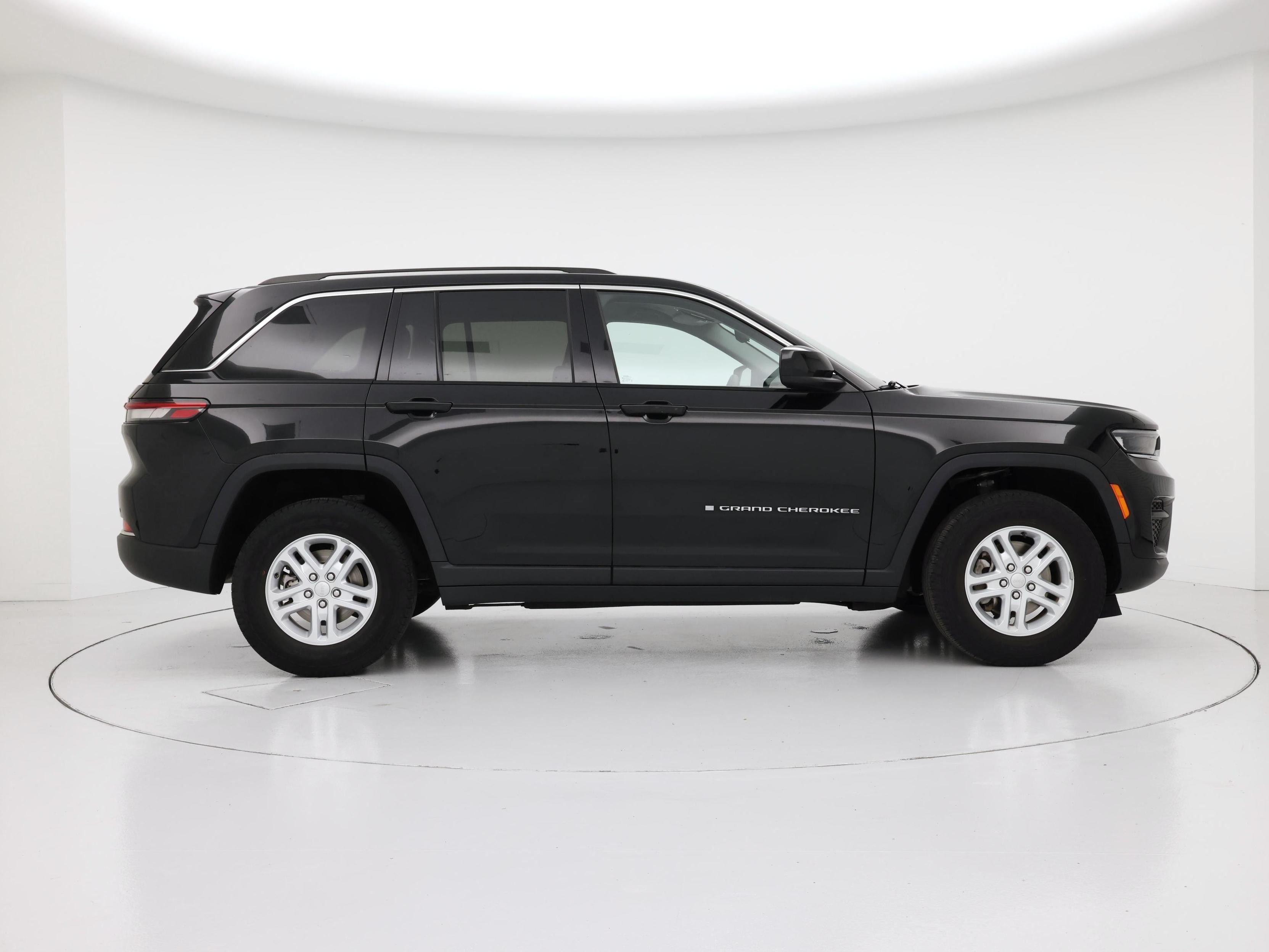 Thumbnail: 2023 Jeep Grand Cherokee - 7