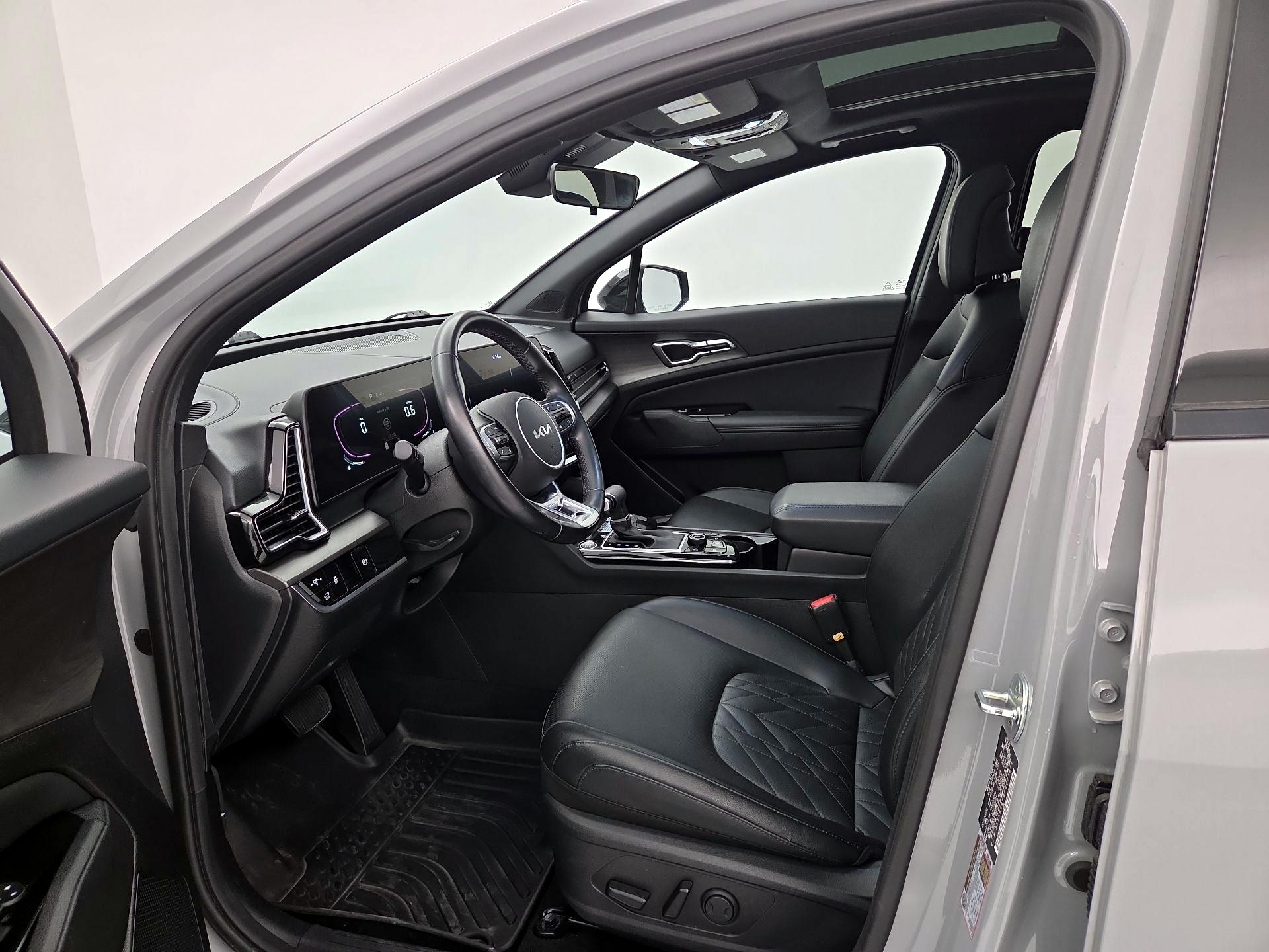 Thumbnail: 2023 Kia Sportage - 11