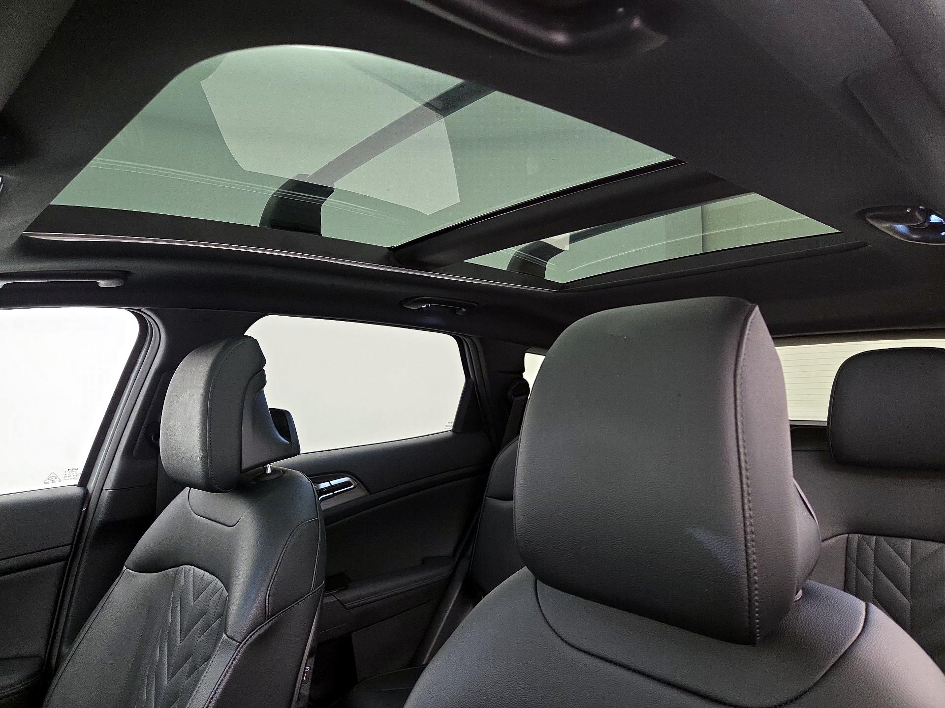 Thumbnail: 2023 Kia Sportage - 20