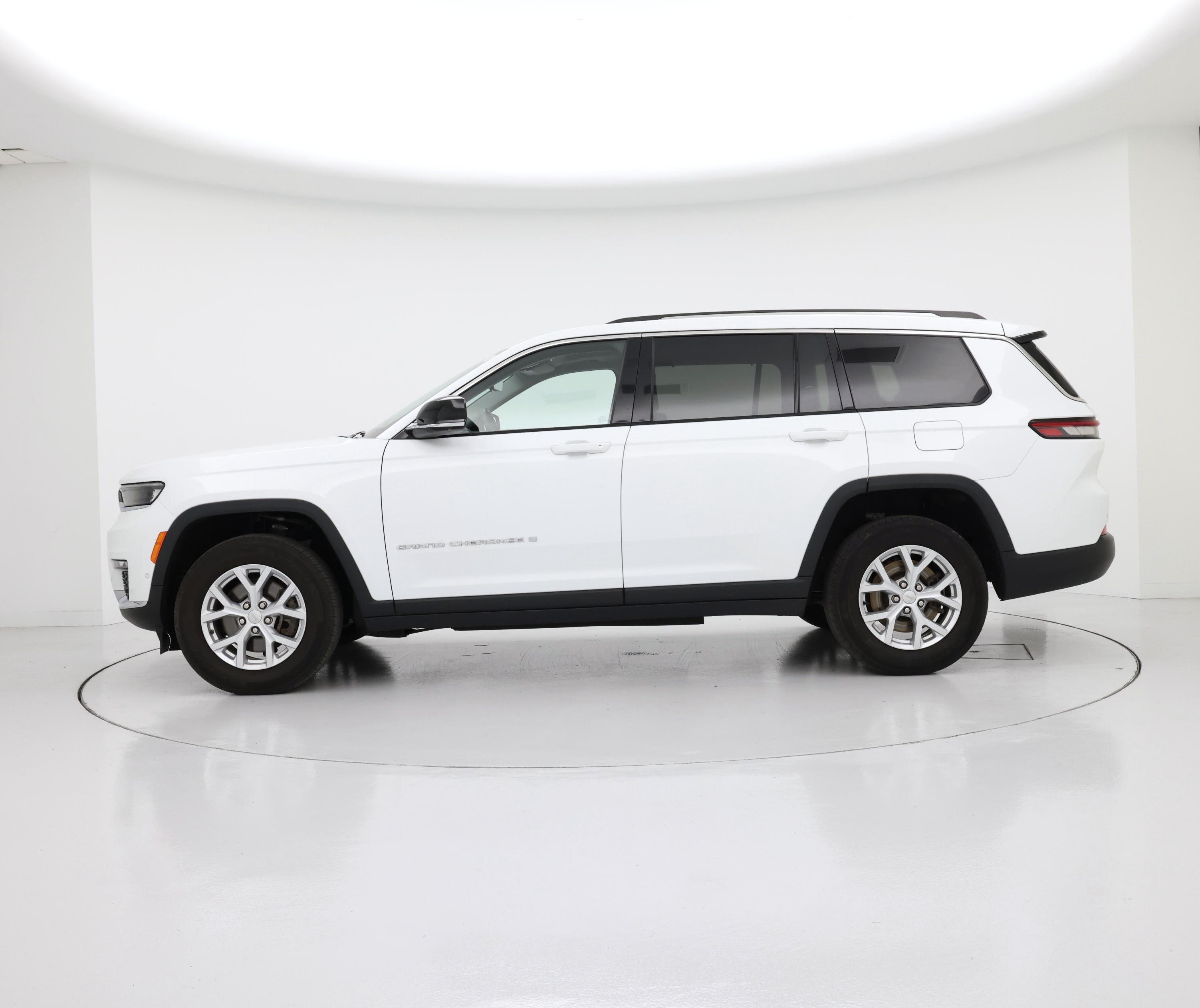 Thumbnail: 2023 Jeep Grand Cherokee L - 3