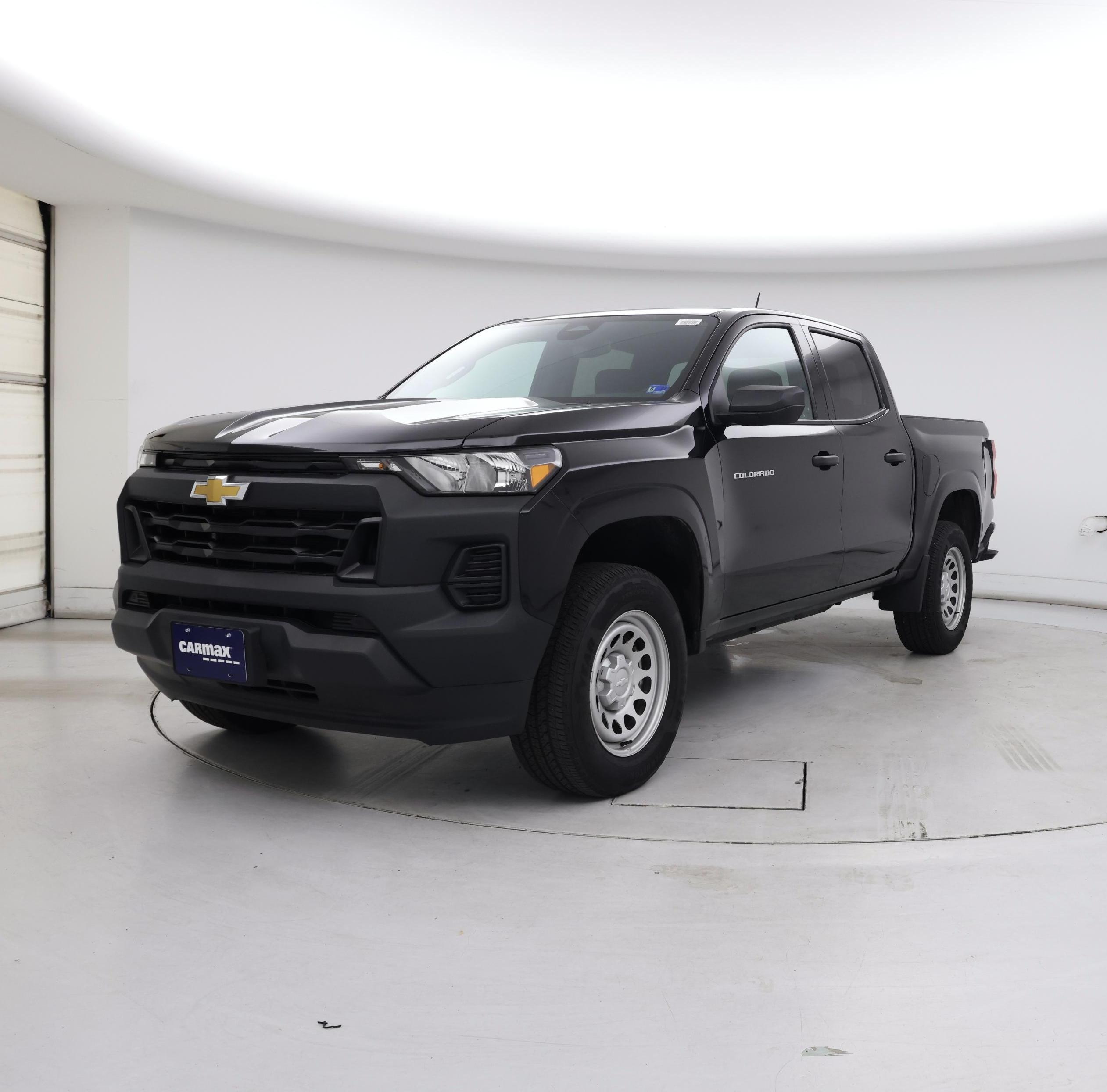 Thumbnail: 2024 Chevrolet Colorado - 4