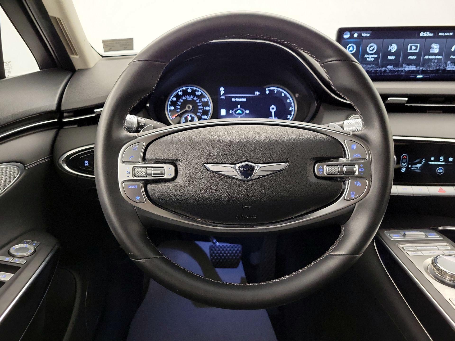 Thumbnail: 2025 Genesis GV70 - 10