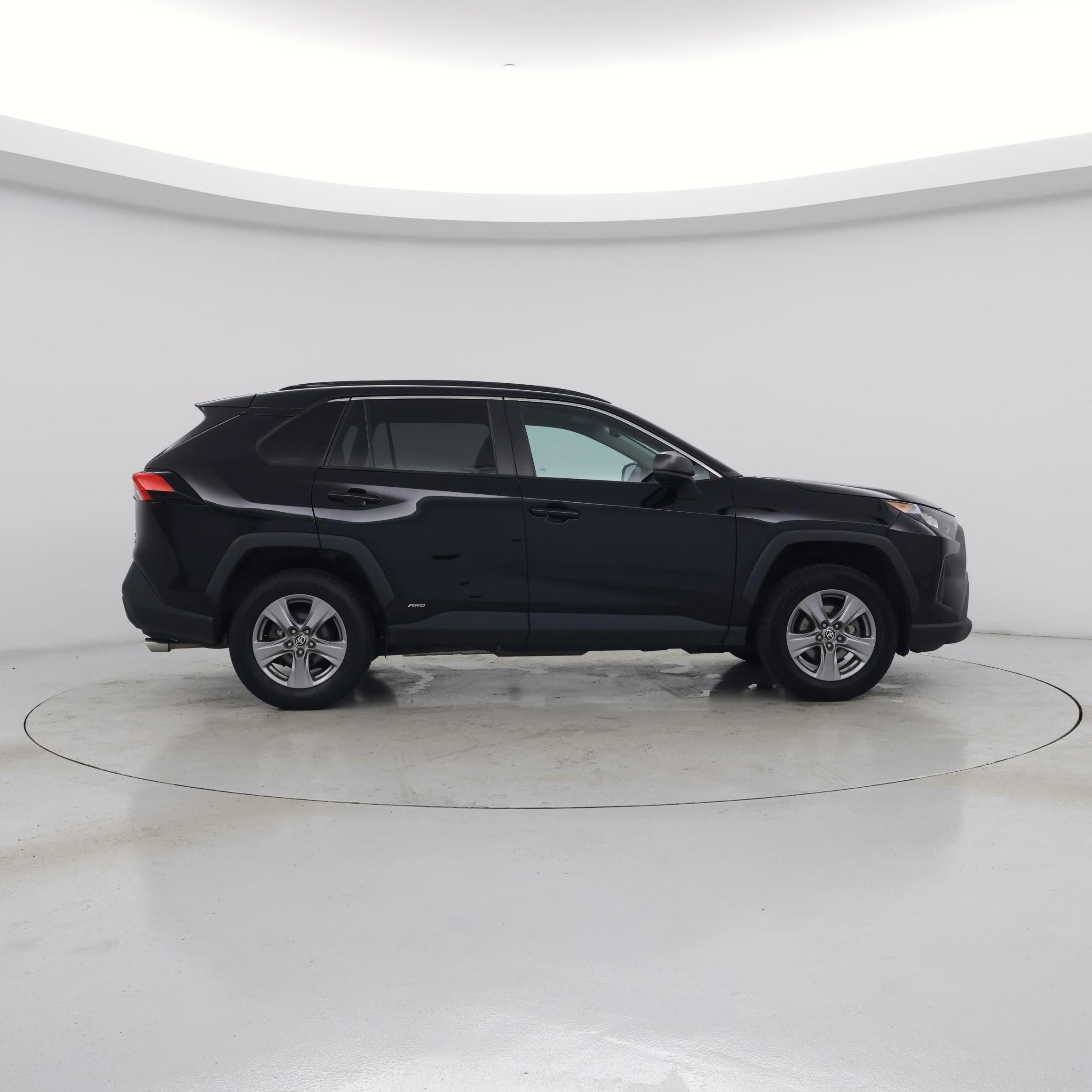 Thumbnail: 2022 Toyota RAV4 - 7
