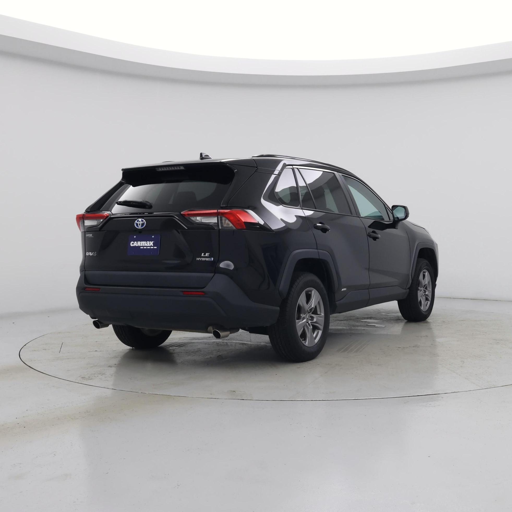 Thumbnail: 2022 Toyota RAV4 - 8
