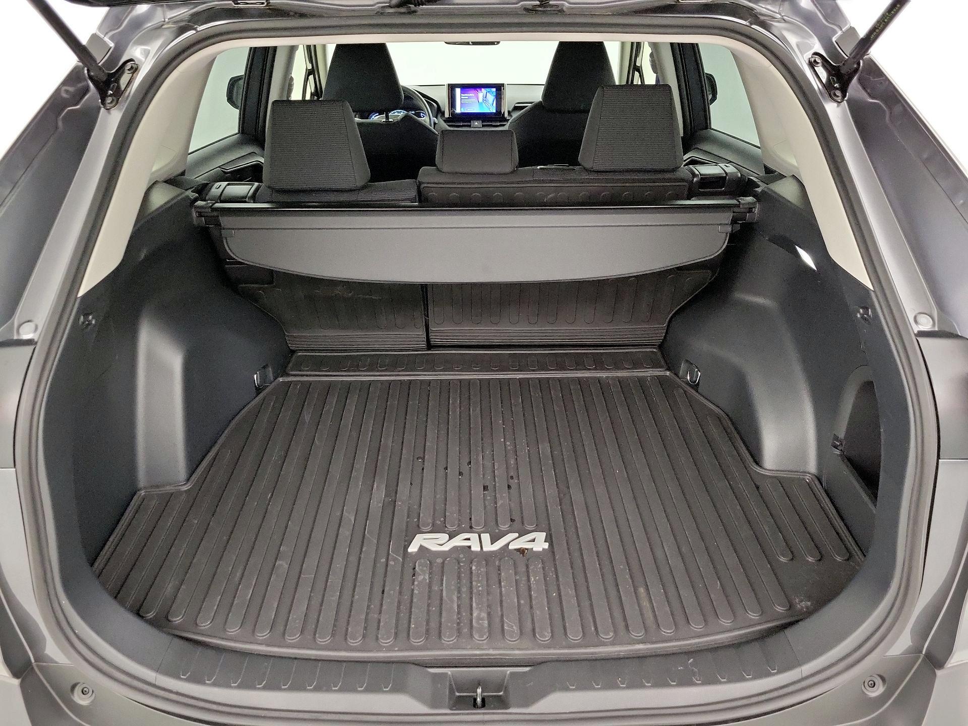 Thumbnail: 2025 Toyota RAV4 - 20