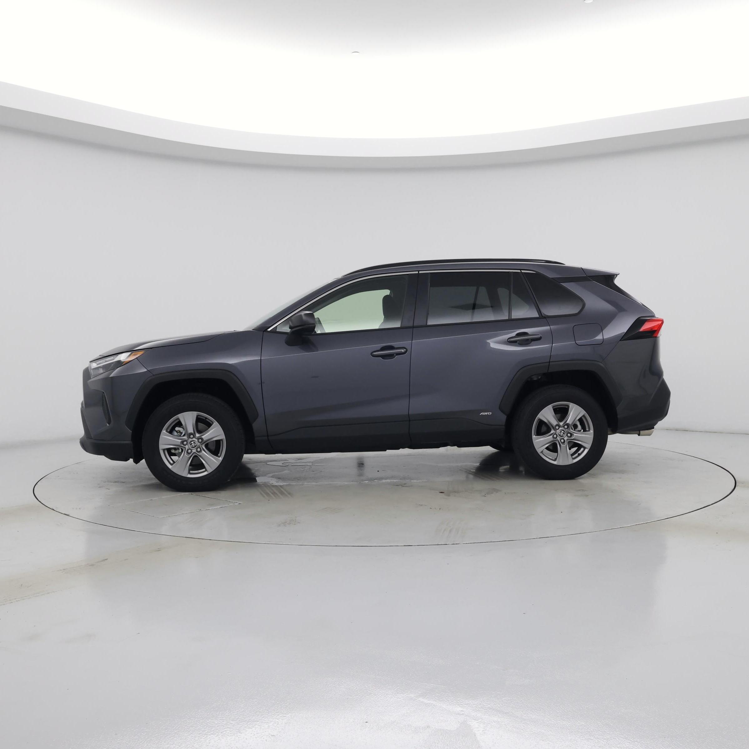 Thumbnail: 2025 Toyota RAV4 - 3