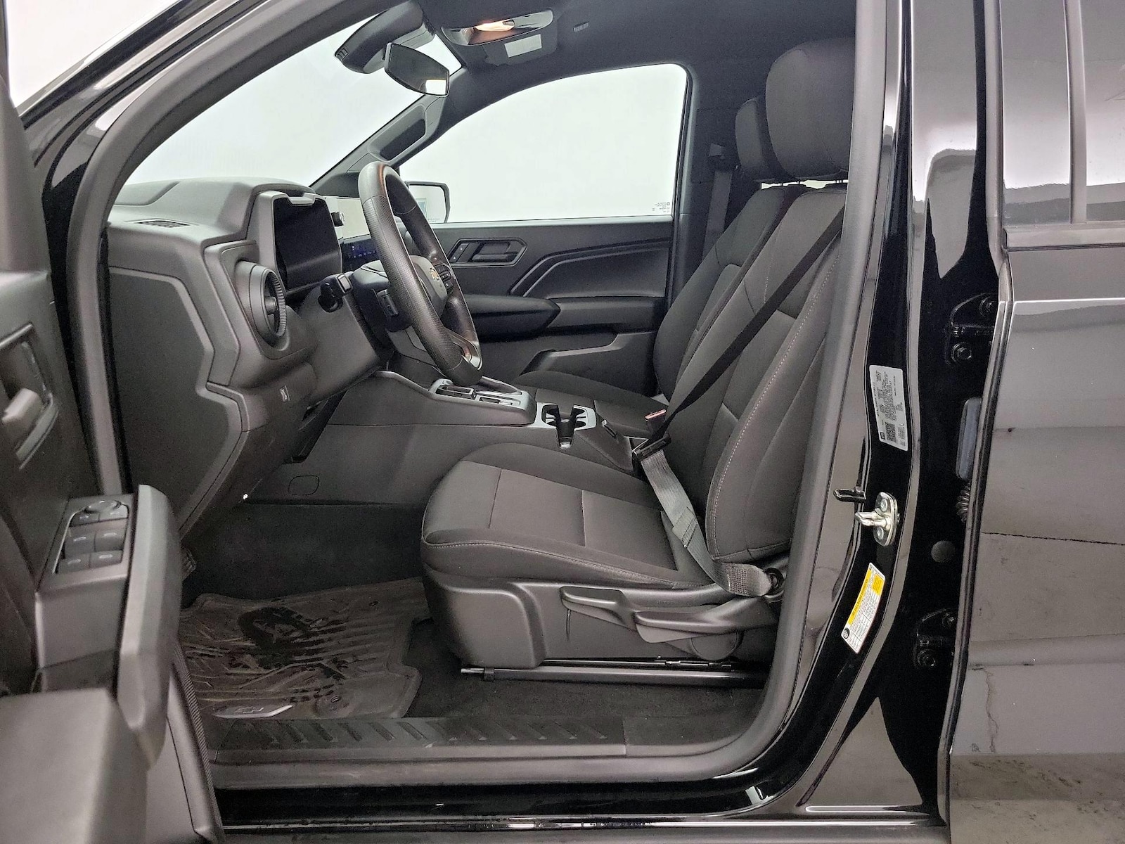 2024 Chevrolet Colorado Work Truck - Photo 12