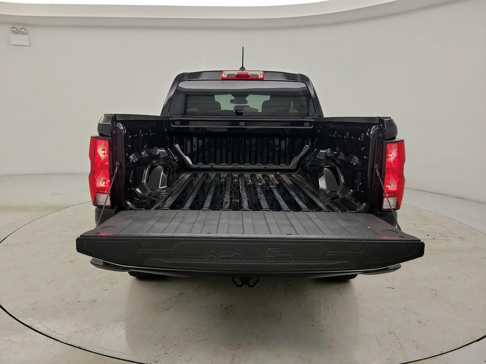 2024 Chevrolet Colorado Work Truck - Photo 22