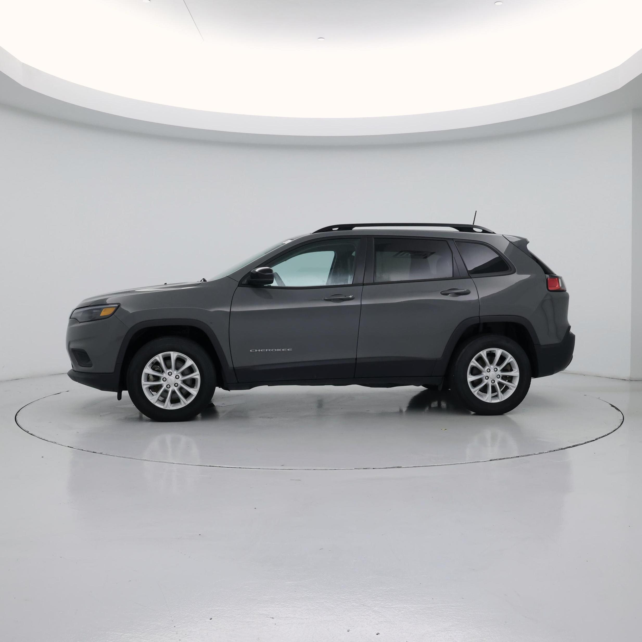 Thumbnail: 2022 Jeep Cherokee - 3