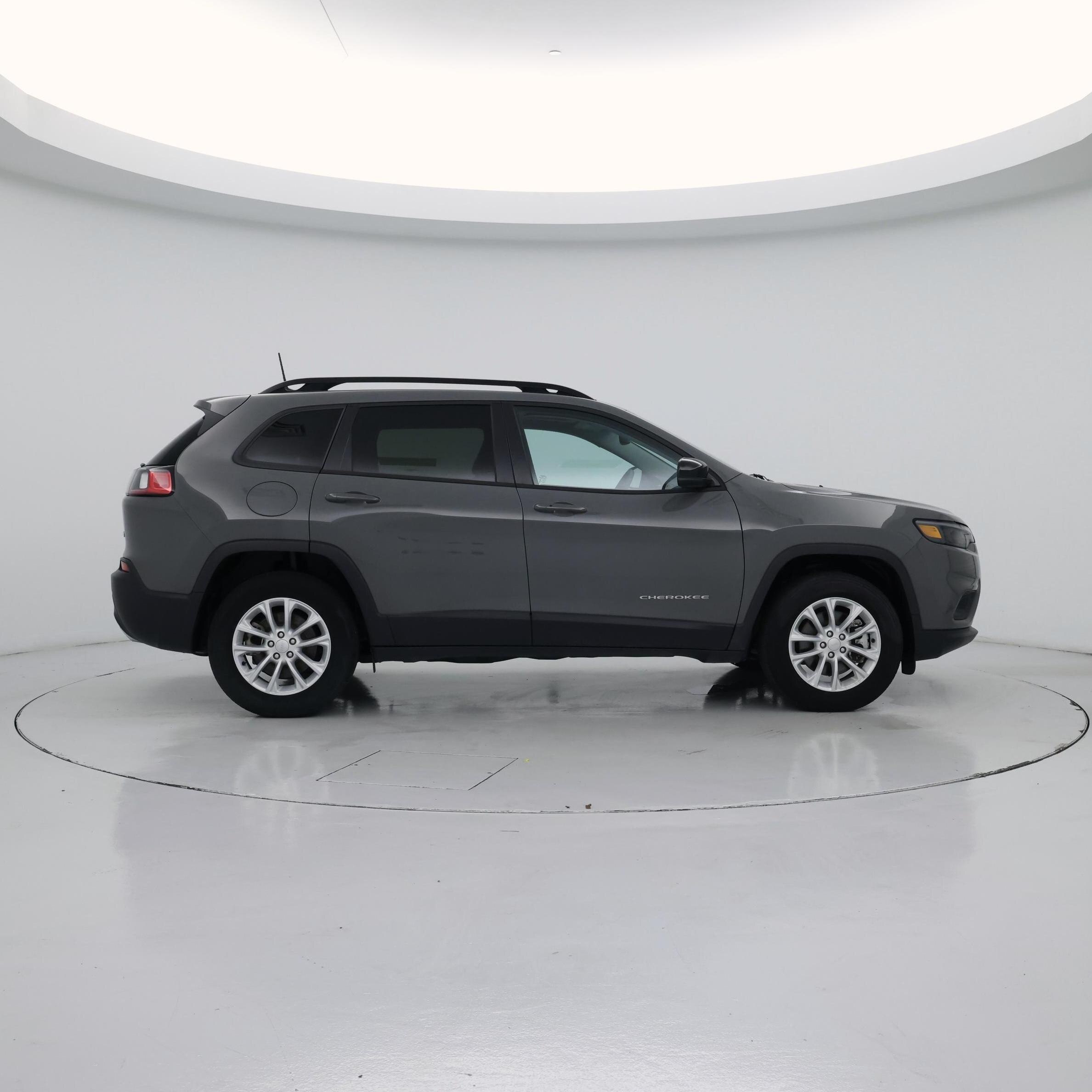 Thumbnail: 2022 Jeep Cherokee - 7