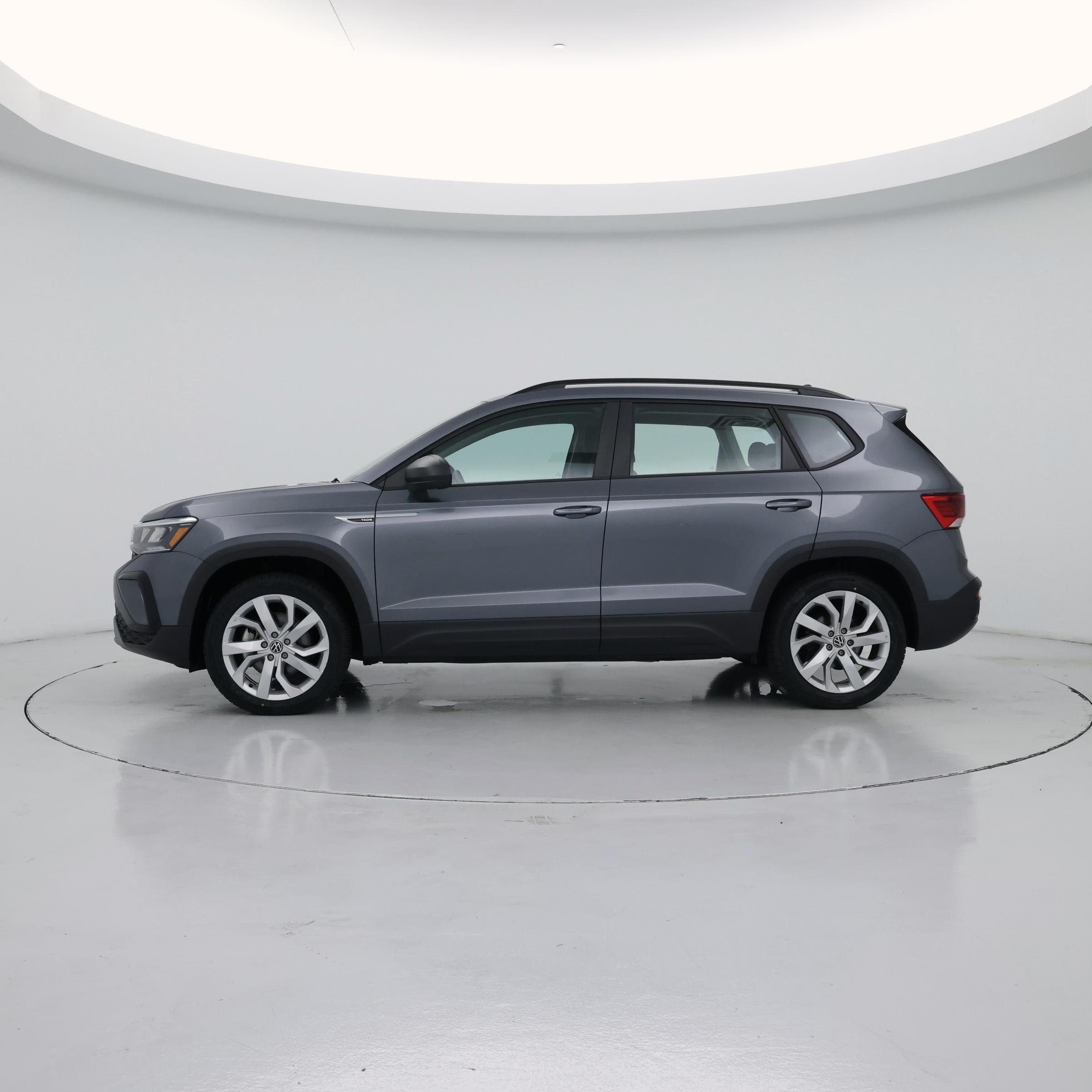 Thumbnail: 2023 Volkswagen Taos - 3