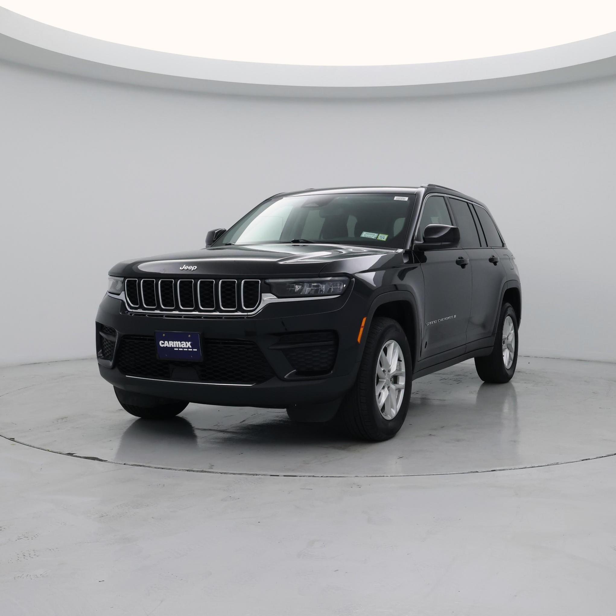 Thumbnail: 2023 Jeep Grand Cherokee - 4