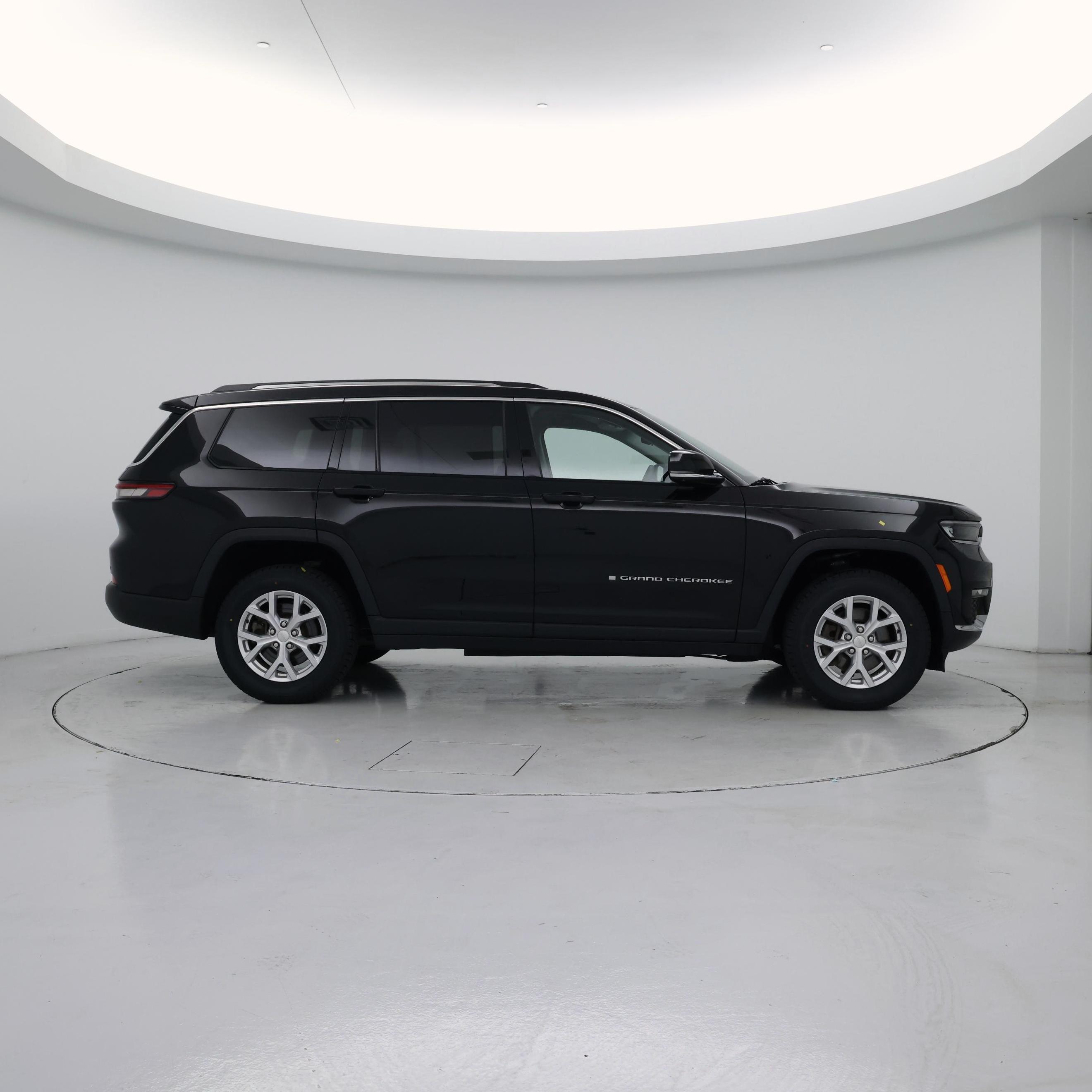 Thumbnail: 2023 Jeep Grand Cherokee L - 7
