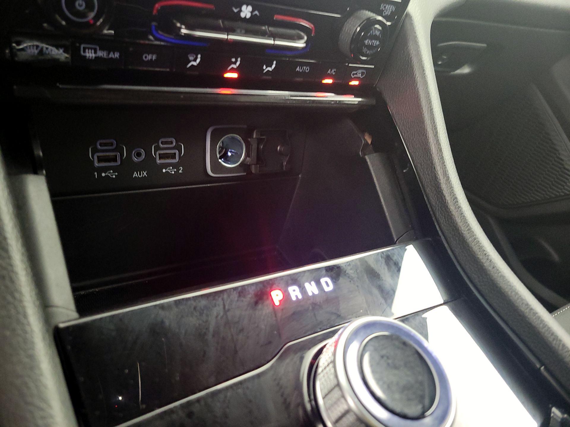 Thumbnail: 2023 Jeep Grand Cherokee - 18