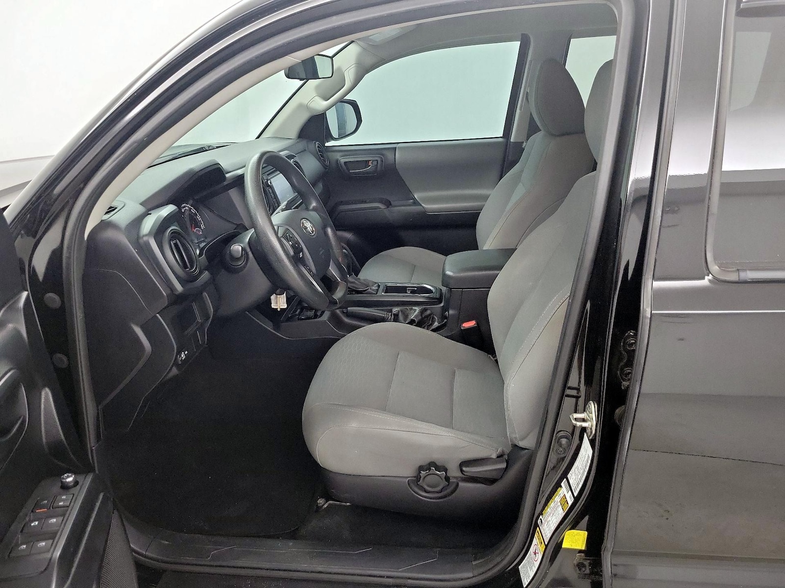 2017 Toyota Tacoma SR - Photo 12