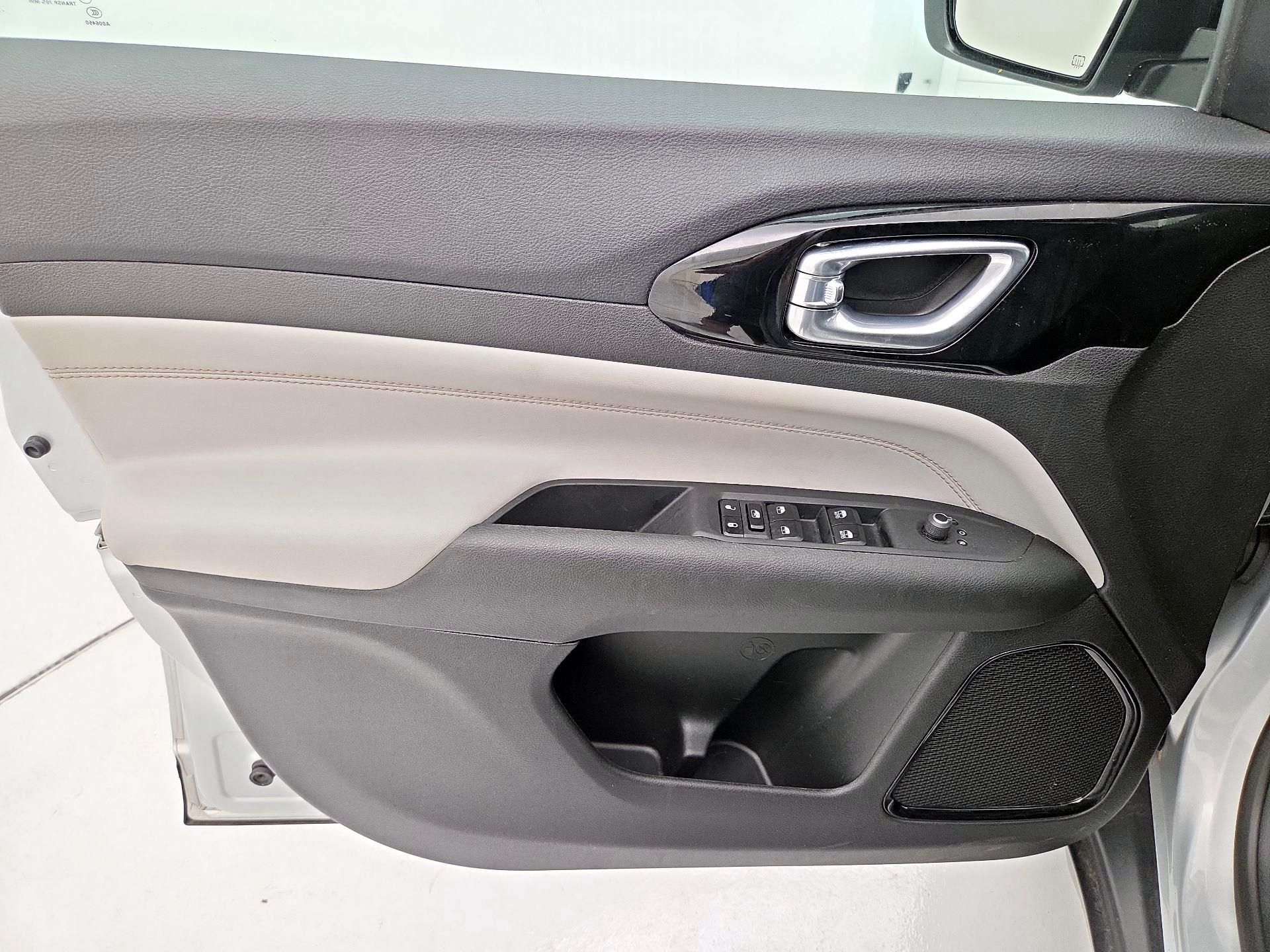 Thumbnail: 2024 Jeep Compass - 12