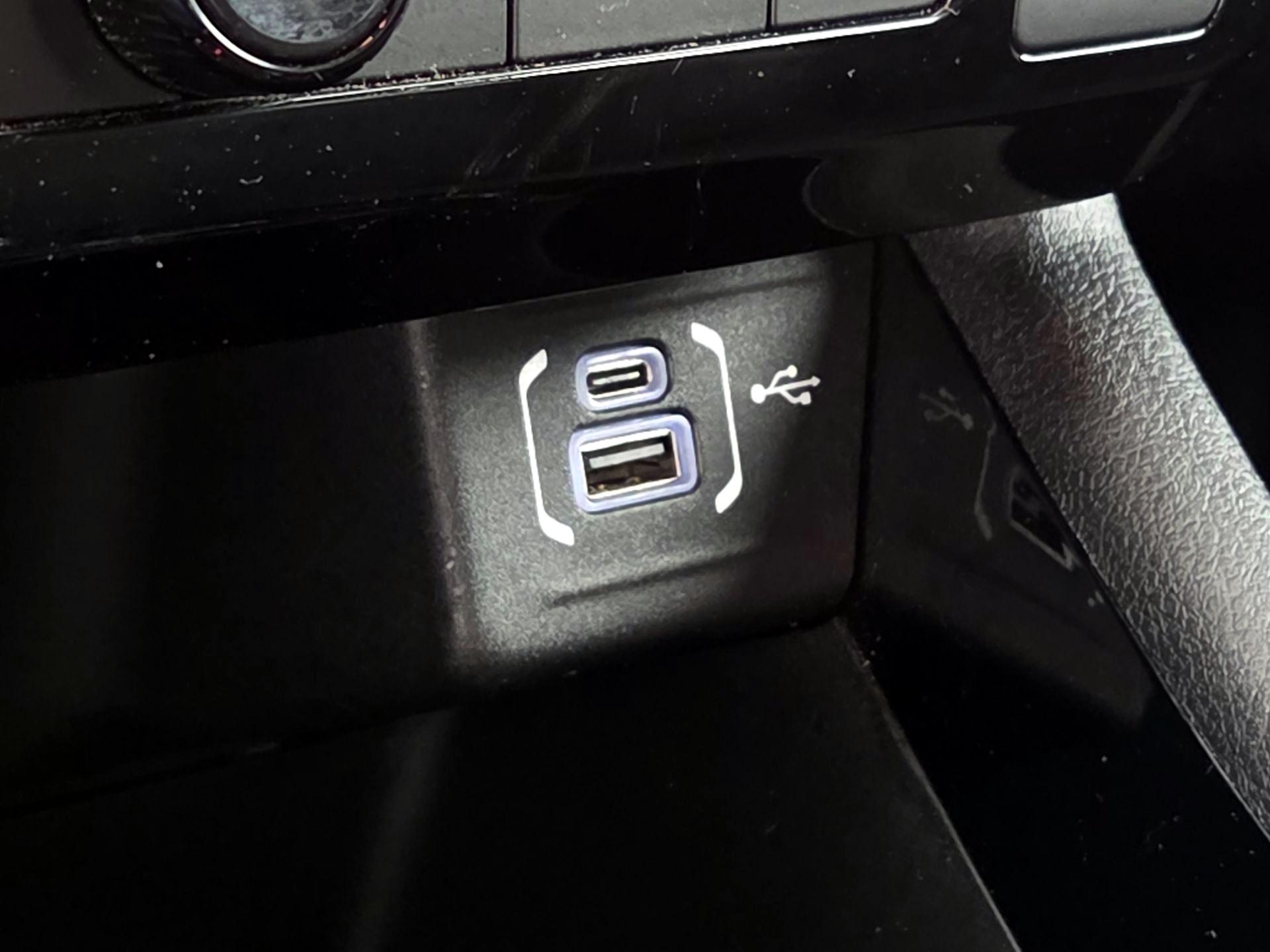 Thumbnail: 2023 Jeep Compass - 18