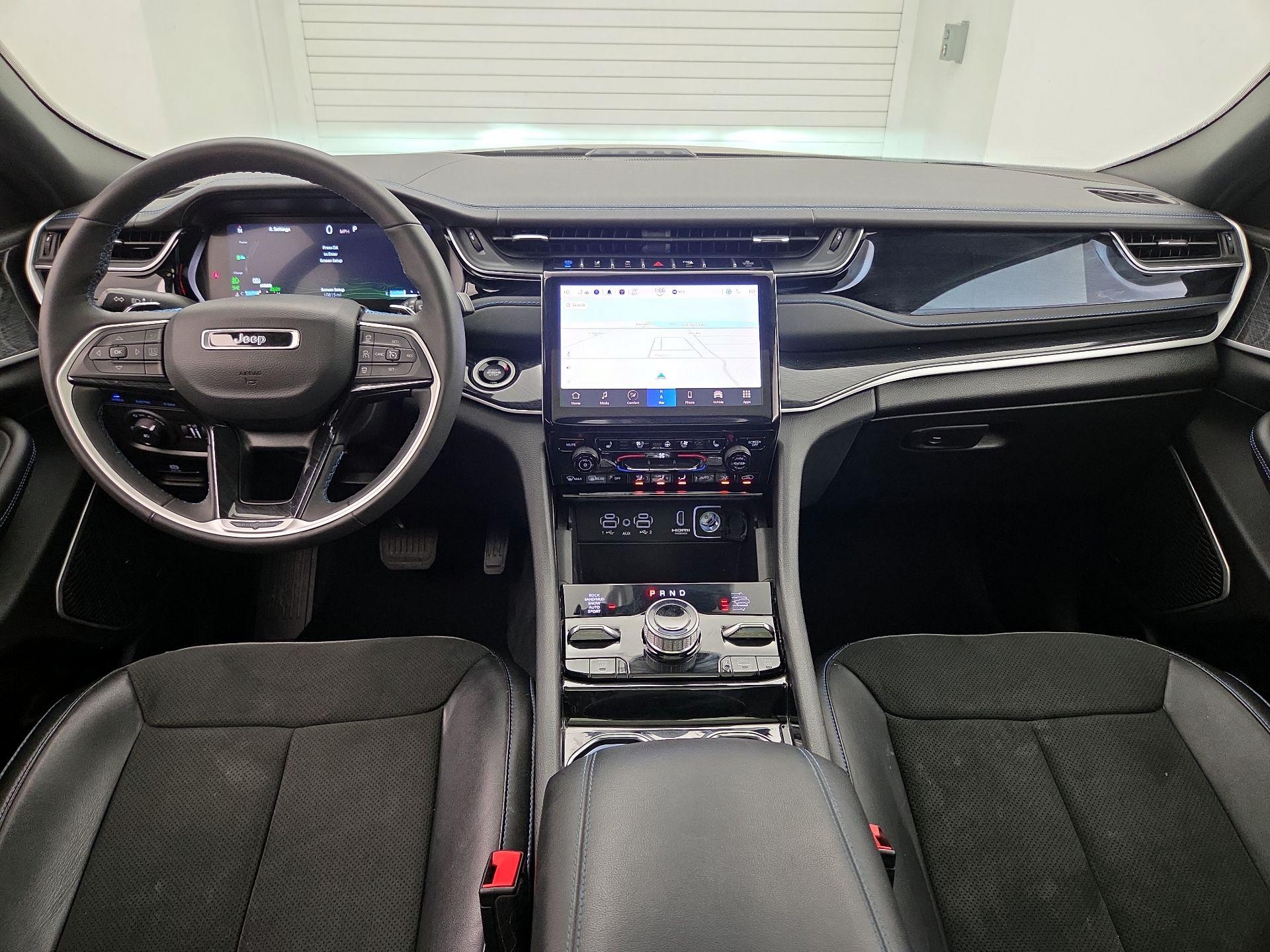 Thumbnail: 2022 Jeep Grand Cherokee - 9