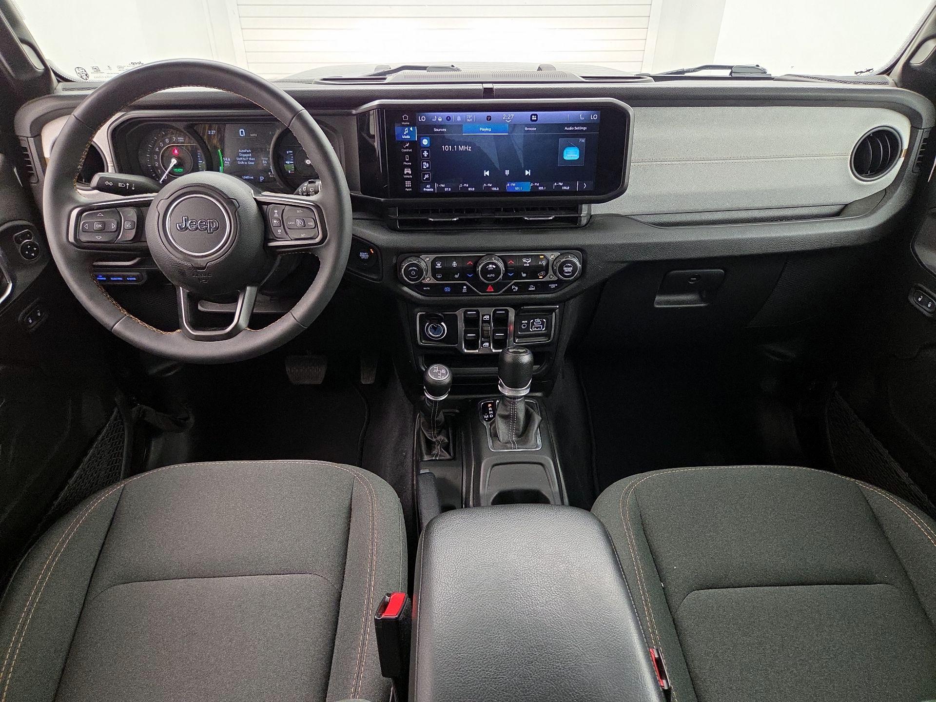 Thumbnail: 2024 Jeep Wrangler - 9