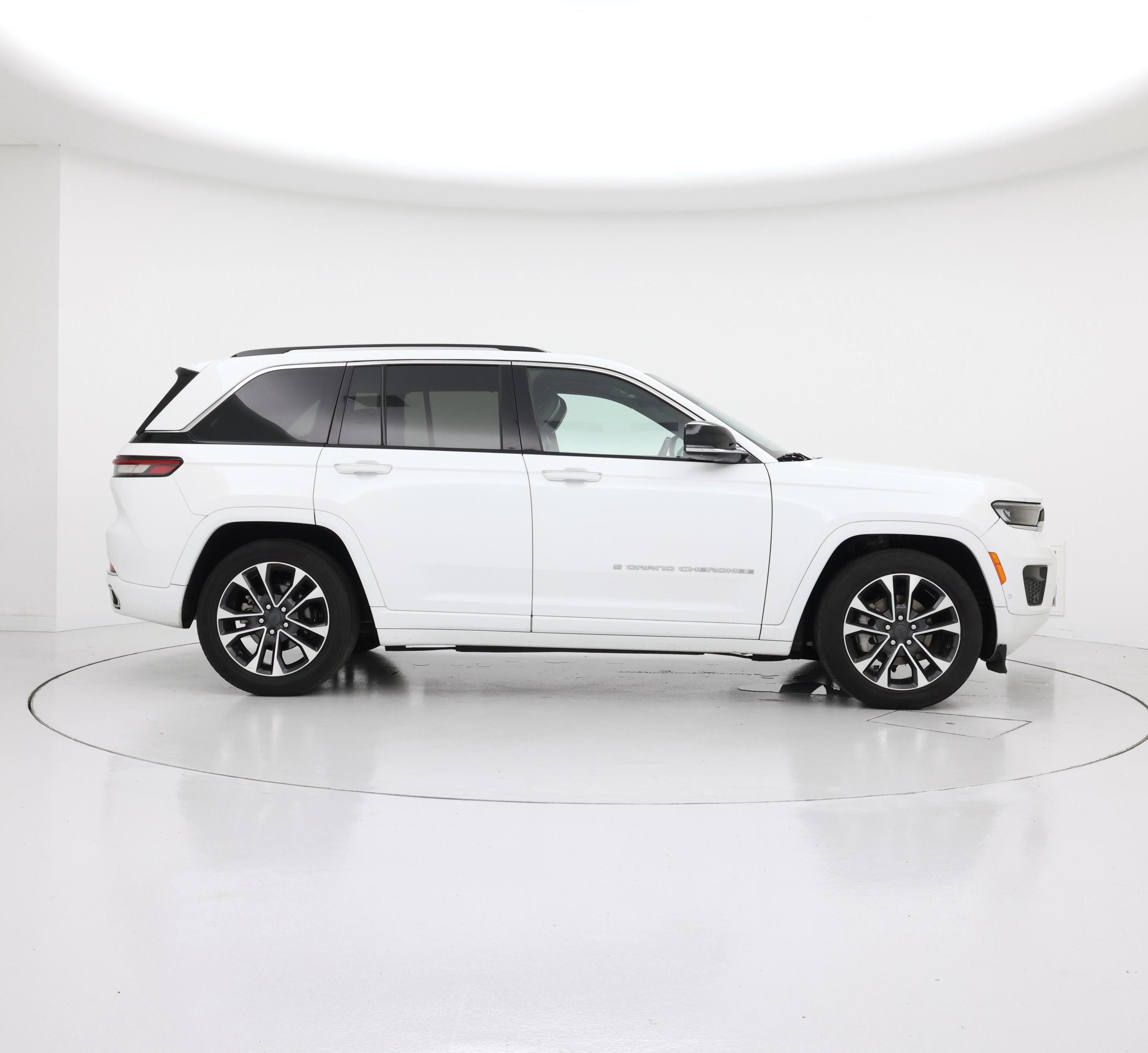 Thumbnail: 2023 Jeep Grand Cherokee - 7