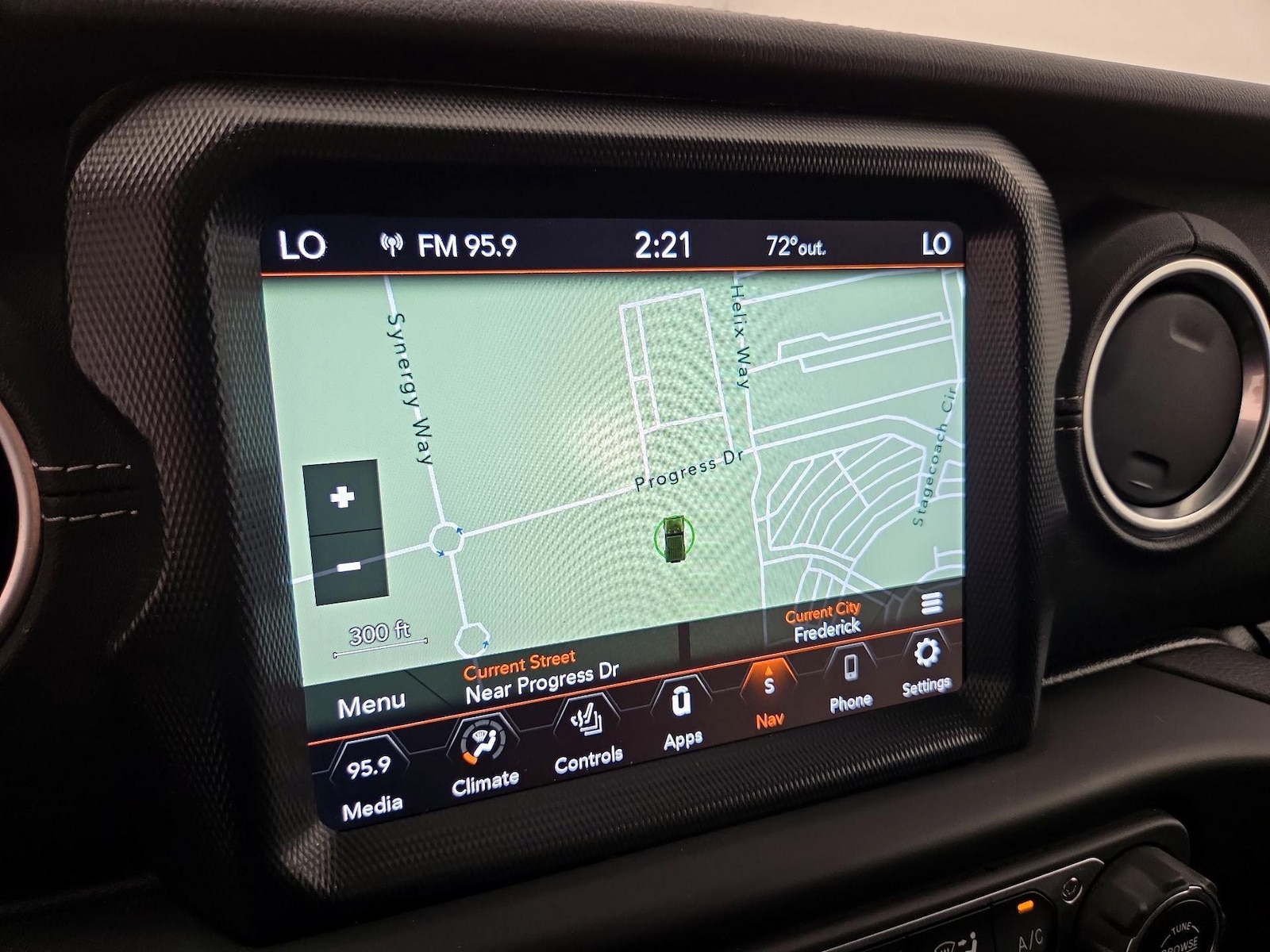 2023 Jeep Wrangler 4xe Sahara 4XE - Photo 15