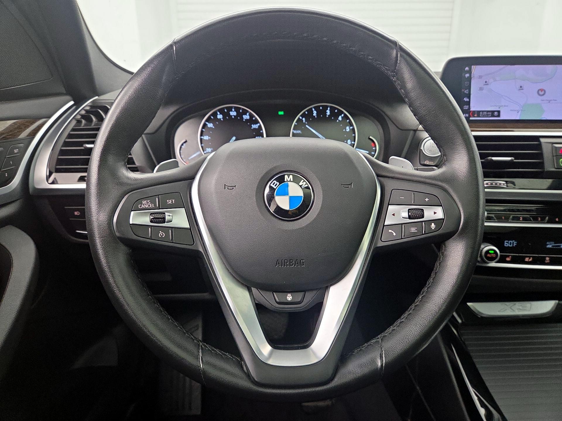 Thumbnail: 2021 BMW X3 - 10
