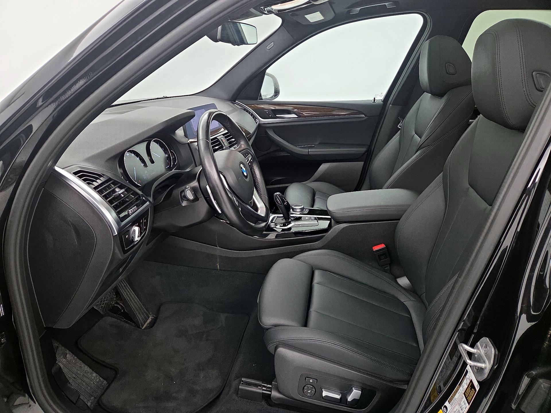 Thumbnail: 2021 BMW X3 - 11