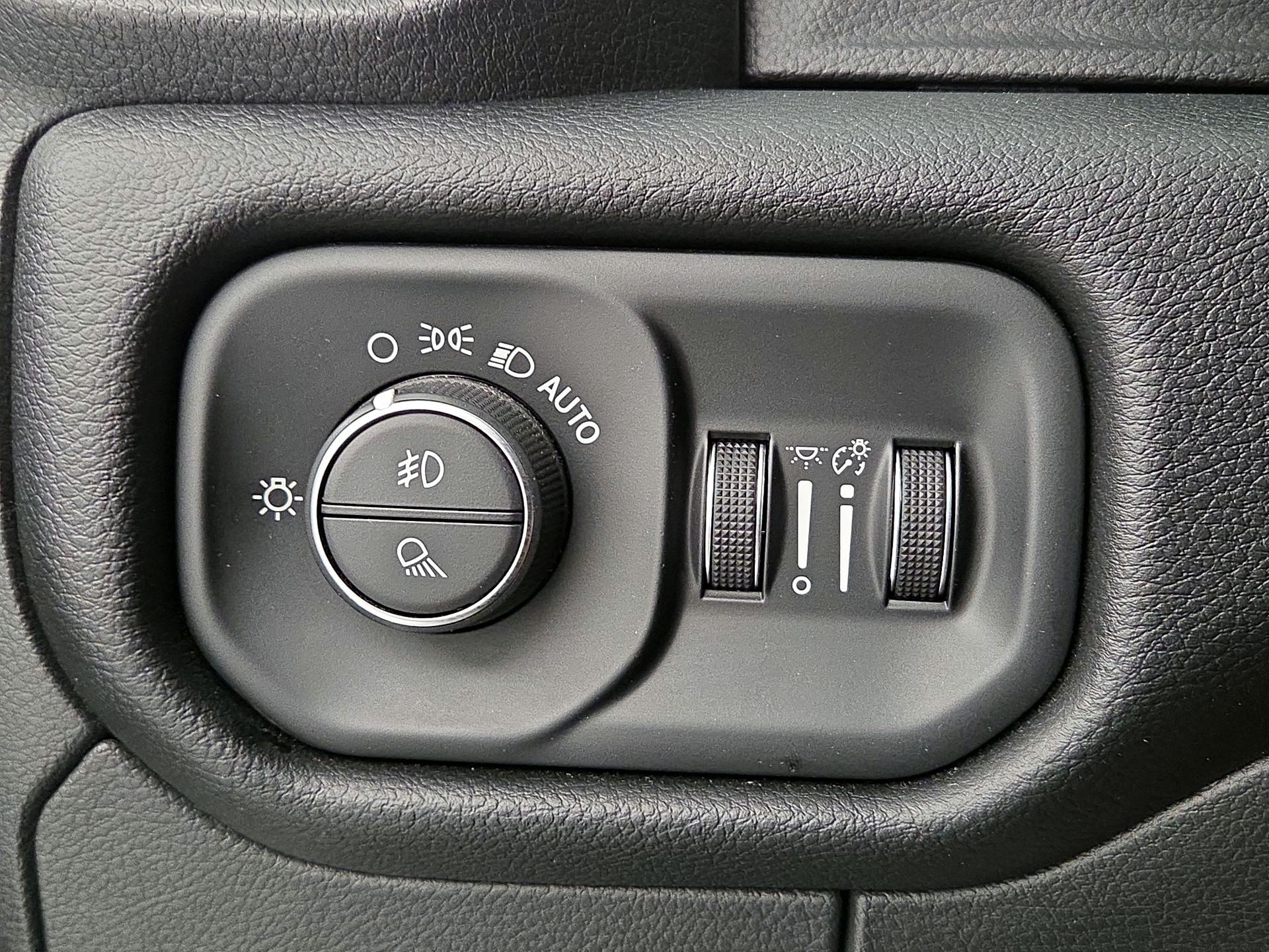 Thumbnail: 2022 RAM 1500 - 13