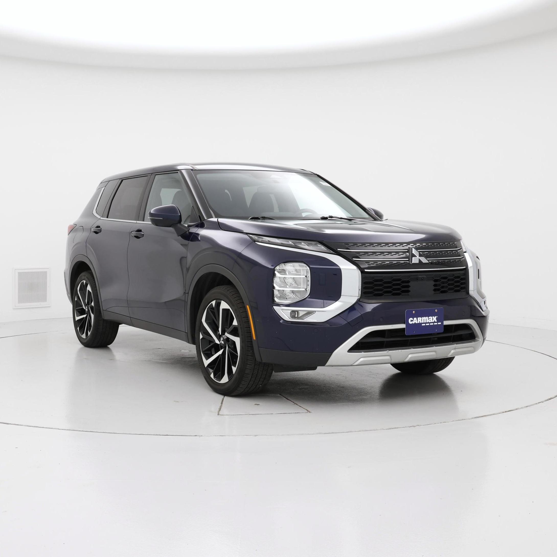 Blue 2023 Mitsubishi Outlander SUV / Crossover All-Wheel Drive Automatic