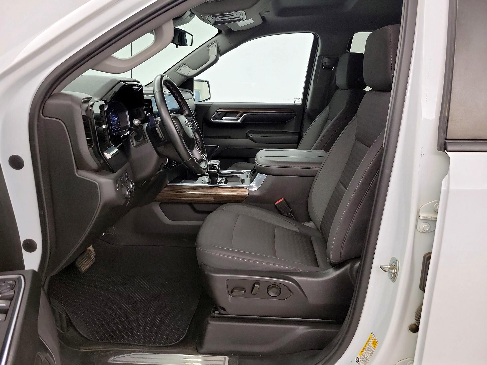 Thumbnail: 2023 Chevrolet Silverado 1500 - 11