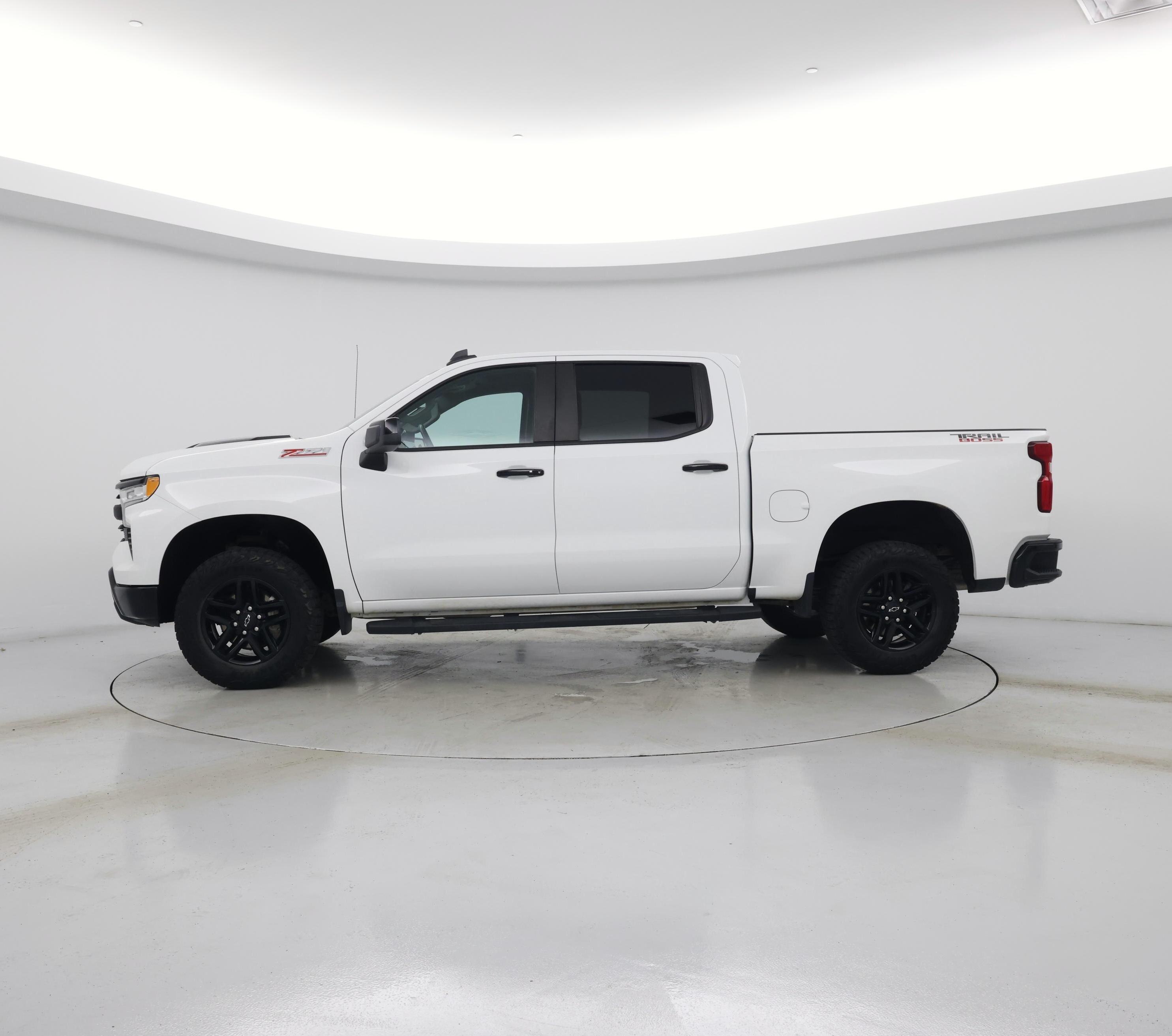 Thumbnail: 2023 Chevrolet Silverado 1500 - 3