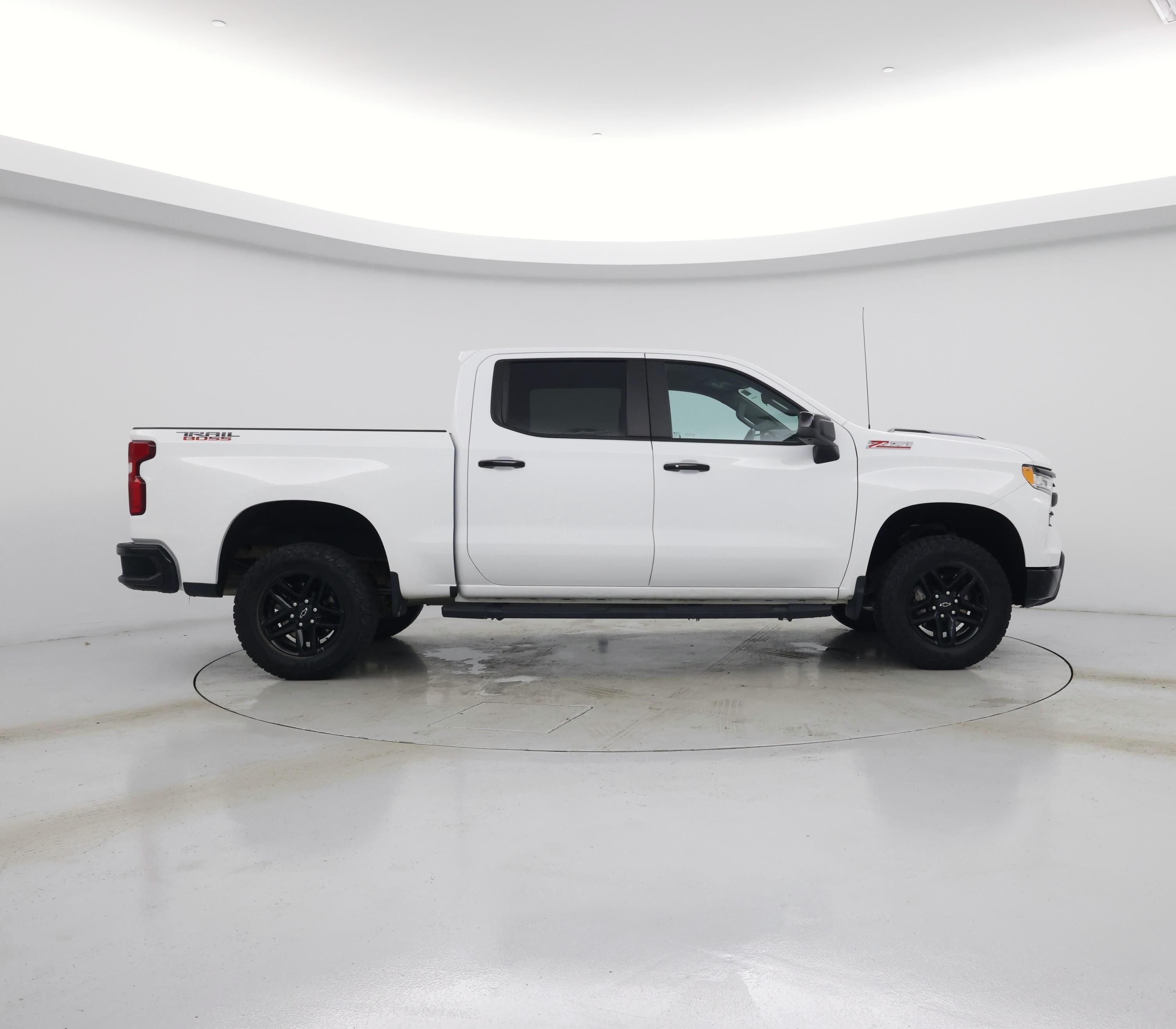 Thumbnail: 2023 Chevrolet Silverado 1500 - 7