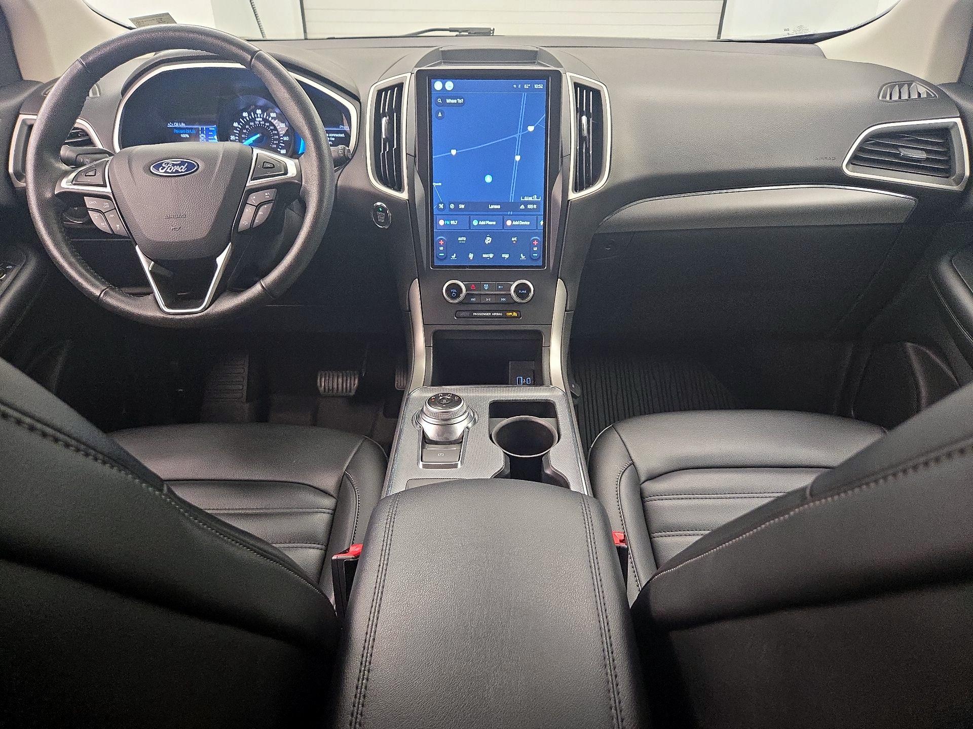 Thumbnail: 2021 Ford Edge - 9