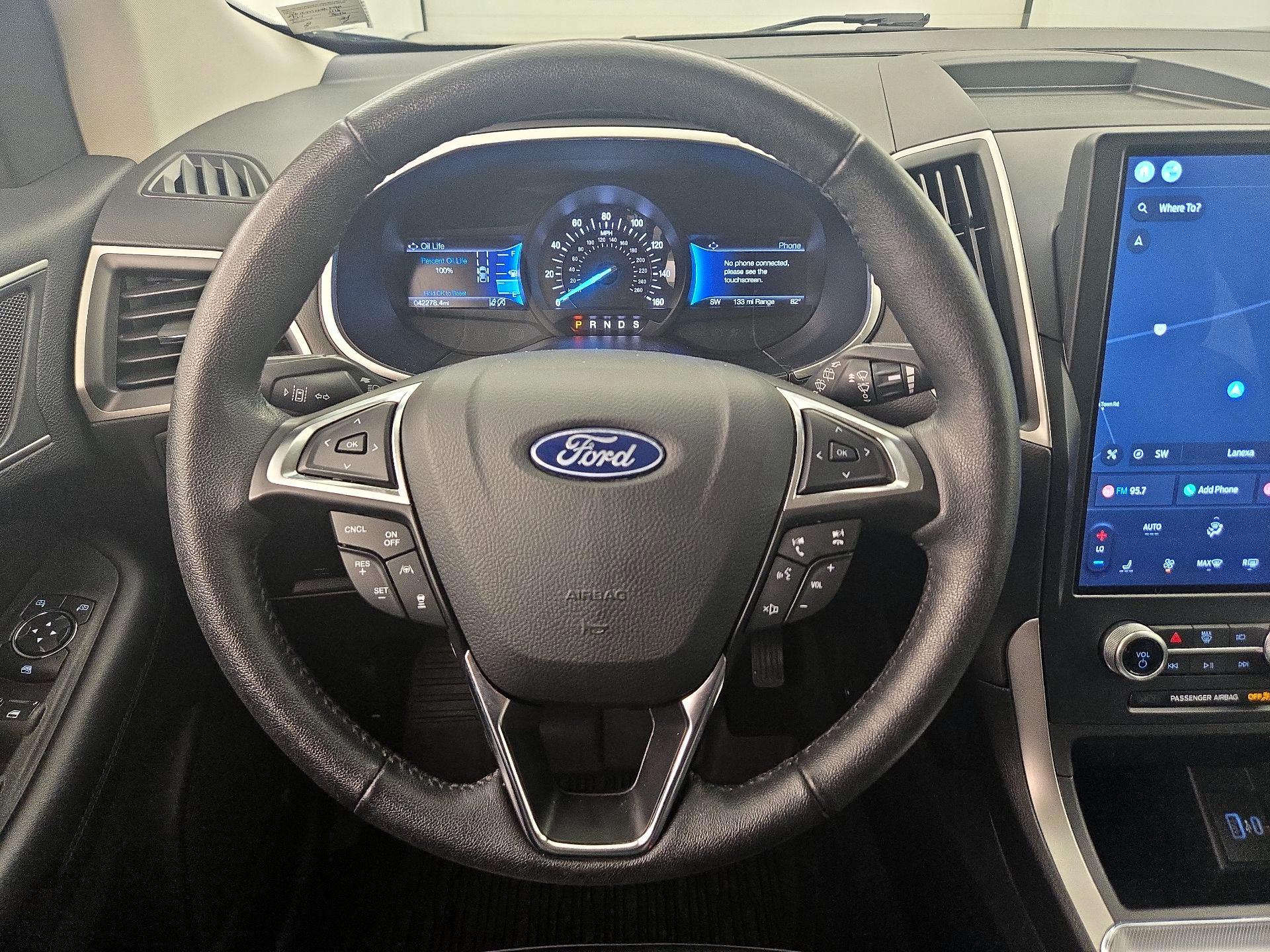 Thumbnail: 2021 Ford Edge - 10