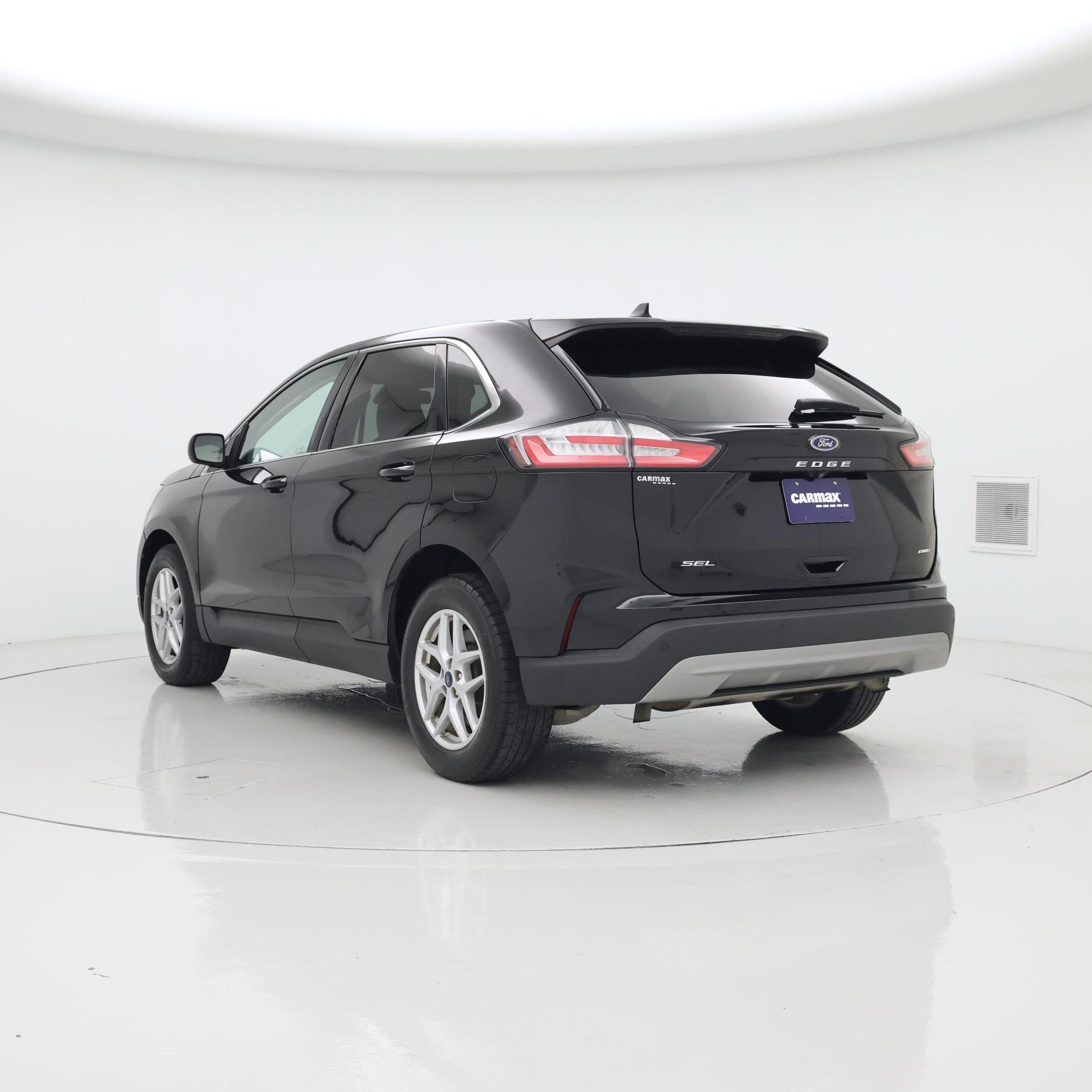 Thumbnail: 2021 Ford Edge - 2