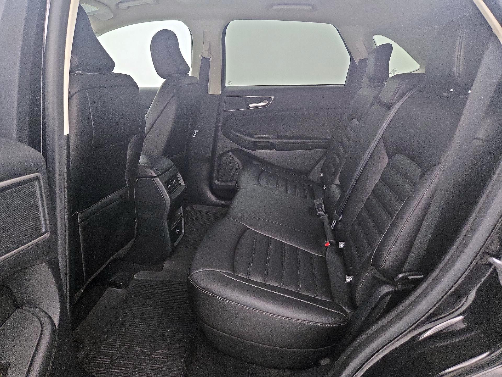 Thumbnail: 2021 Ford Edge - 20