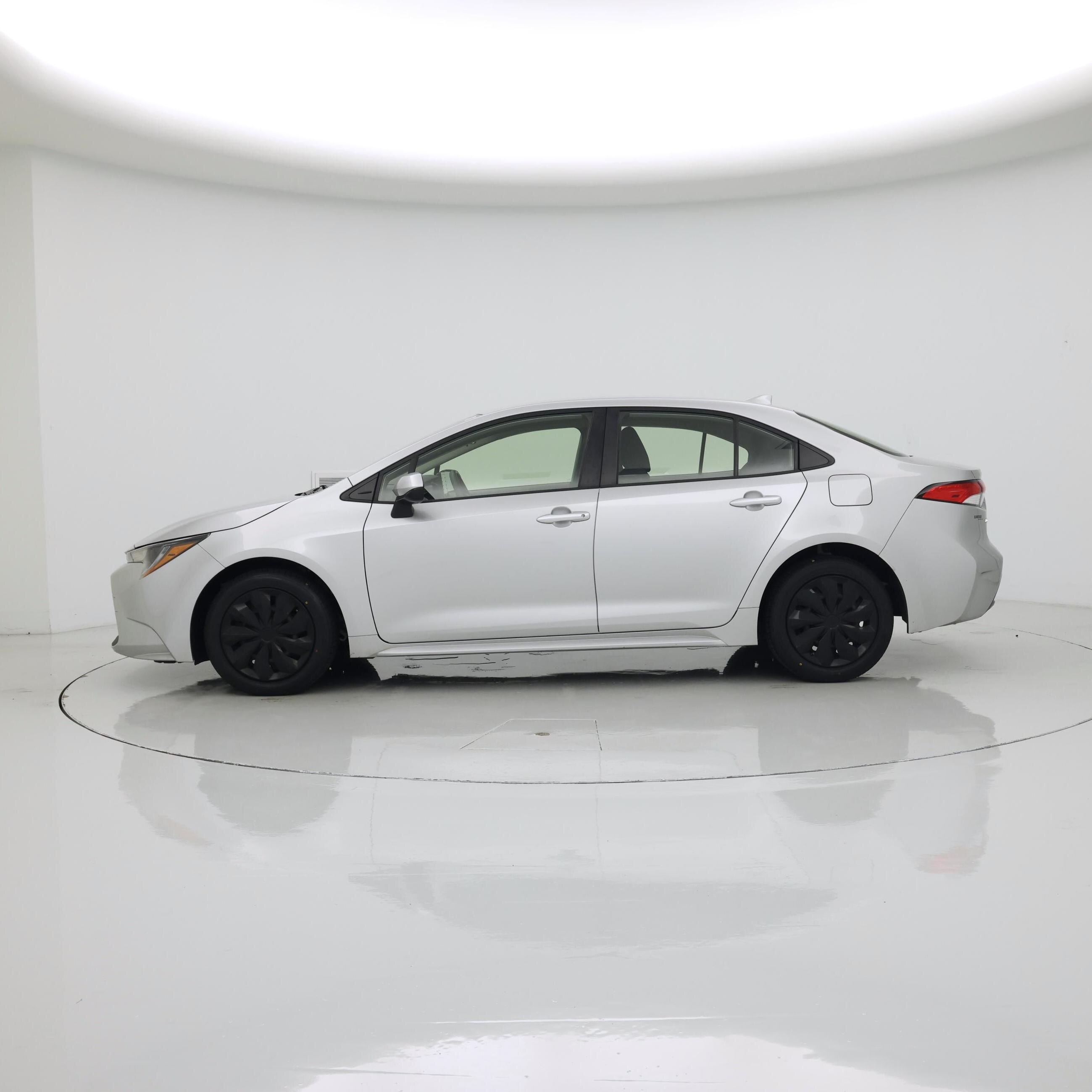 Thumbnail: 2022 Toyota Corolla - 3
