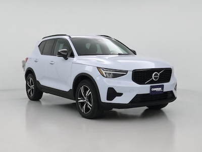 2024 Volvo XC40 B5 Core Dark Theme