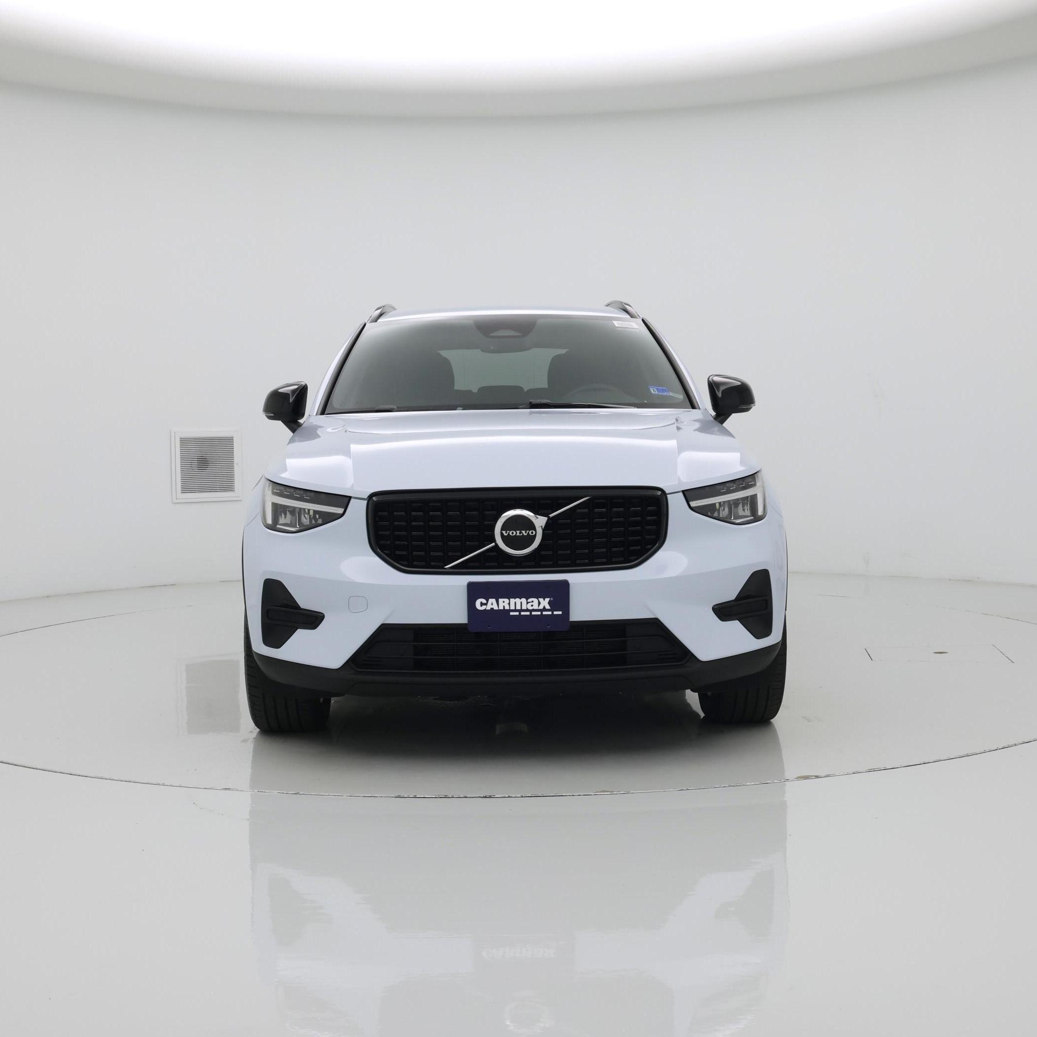Thumbnail: 2024 Volvo XC40 - 5