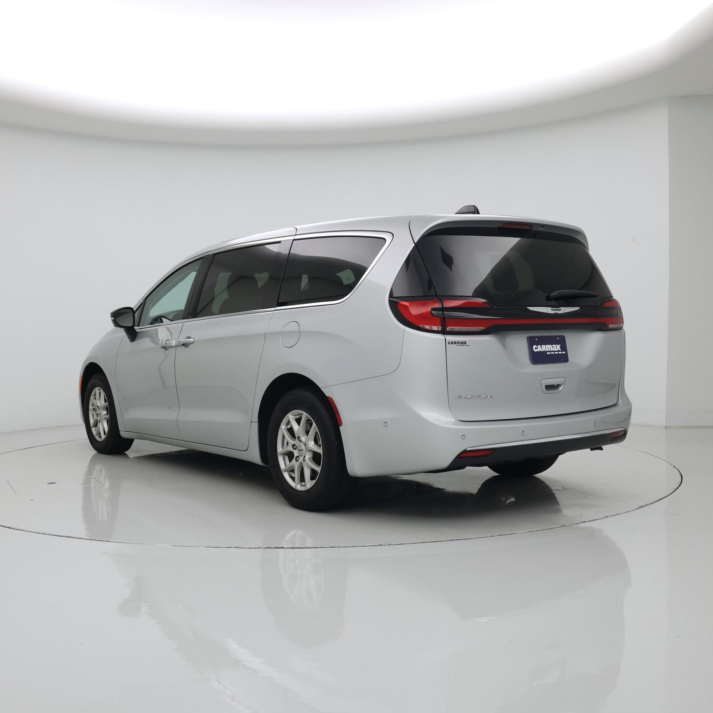Thumbnail: 2024 Chrysler Pacifica - 2